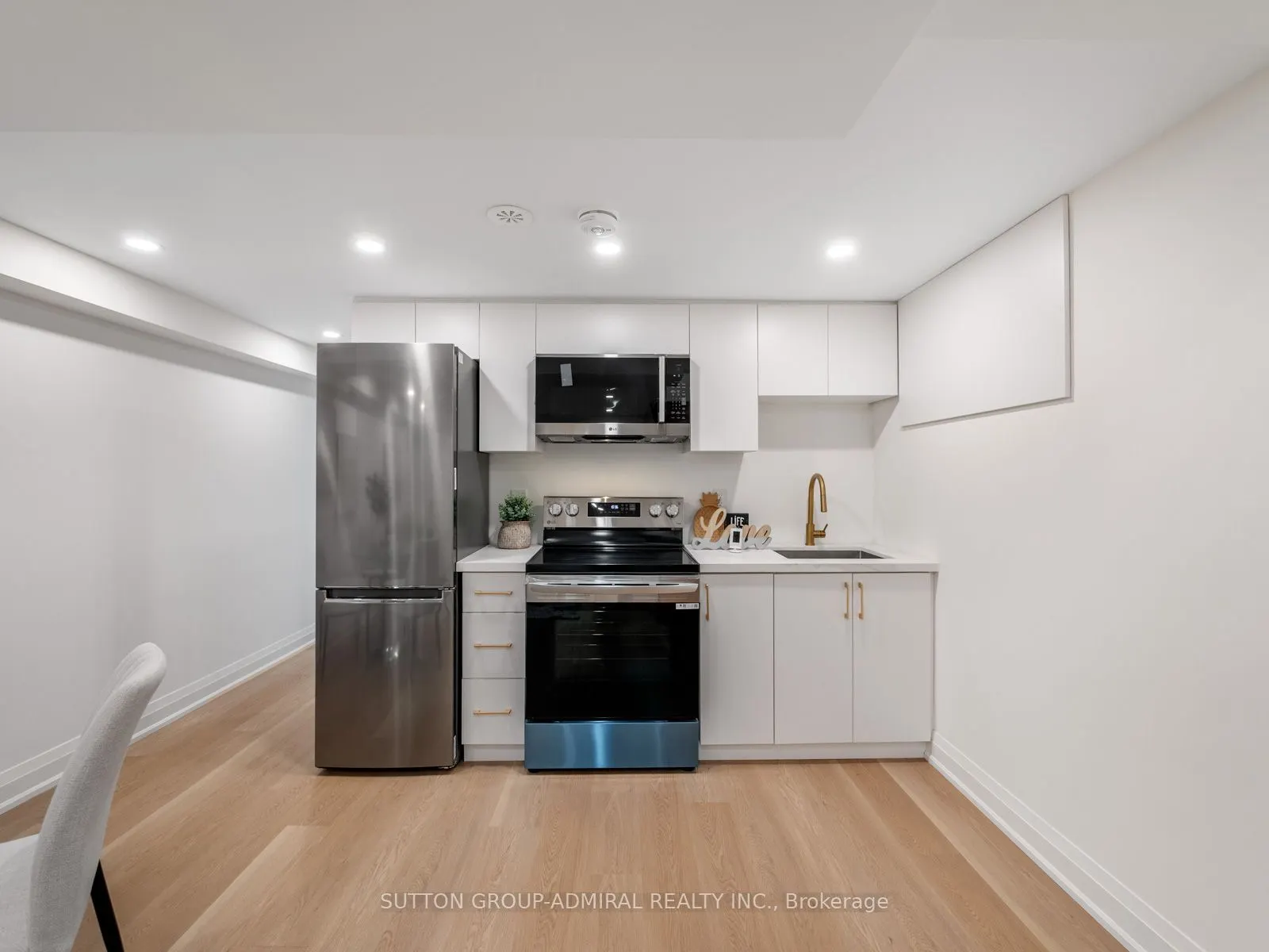 283 Euclid Avenue