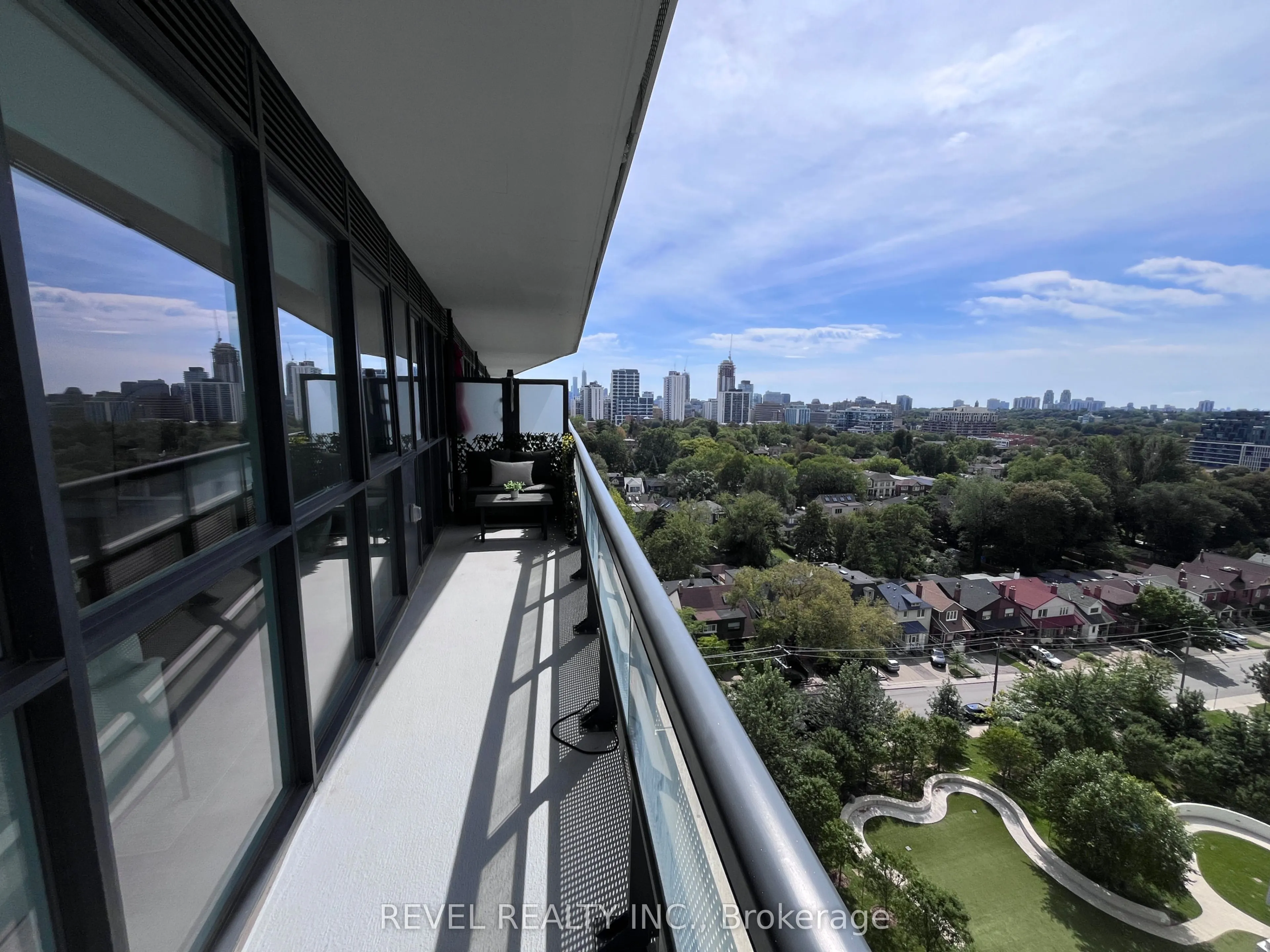 11 Lillian Street #1107