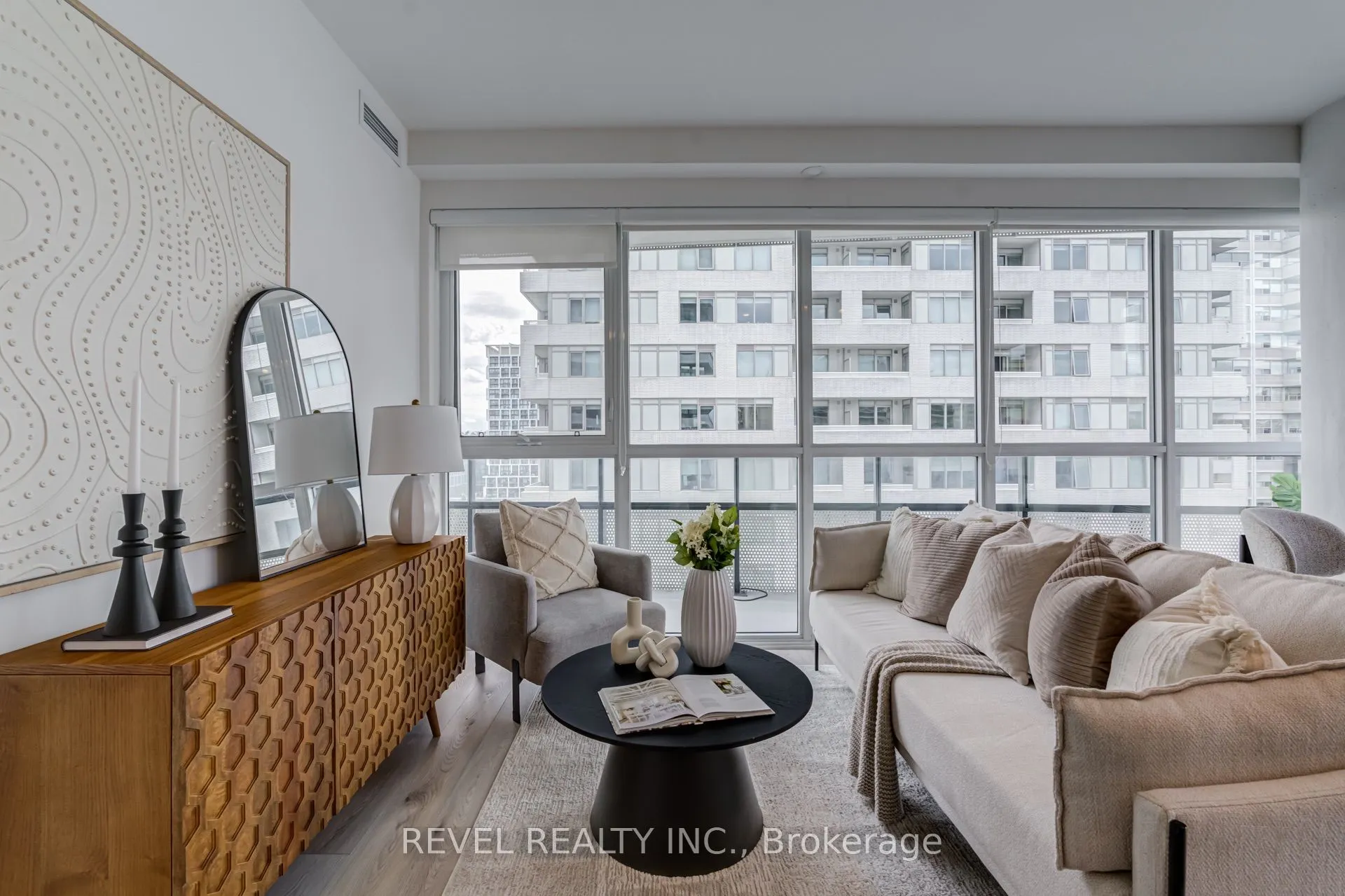 11 Lillian Street #1107