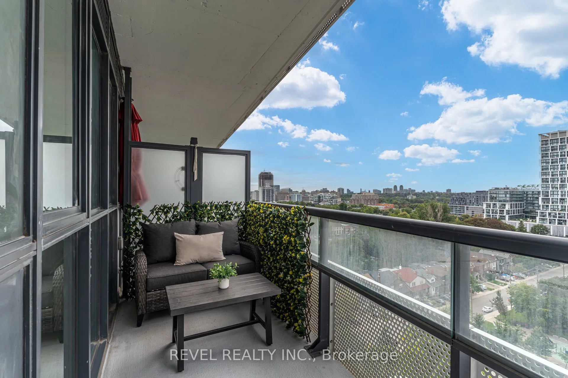 11 Lillian Street #1107