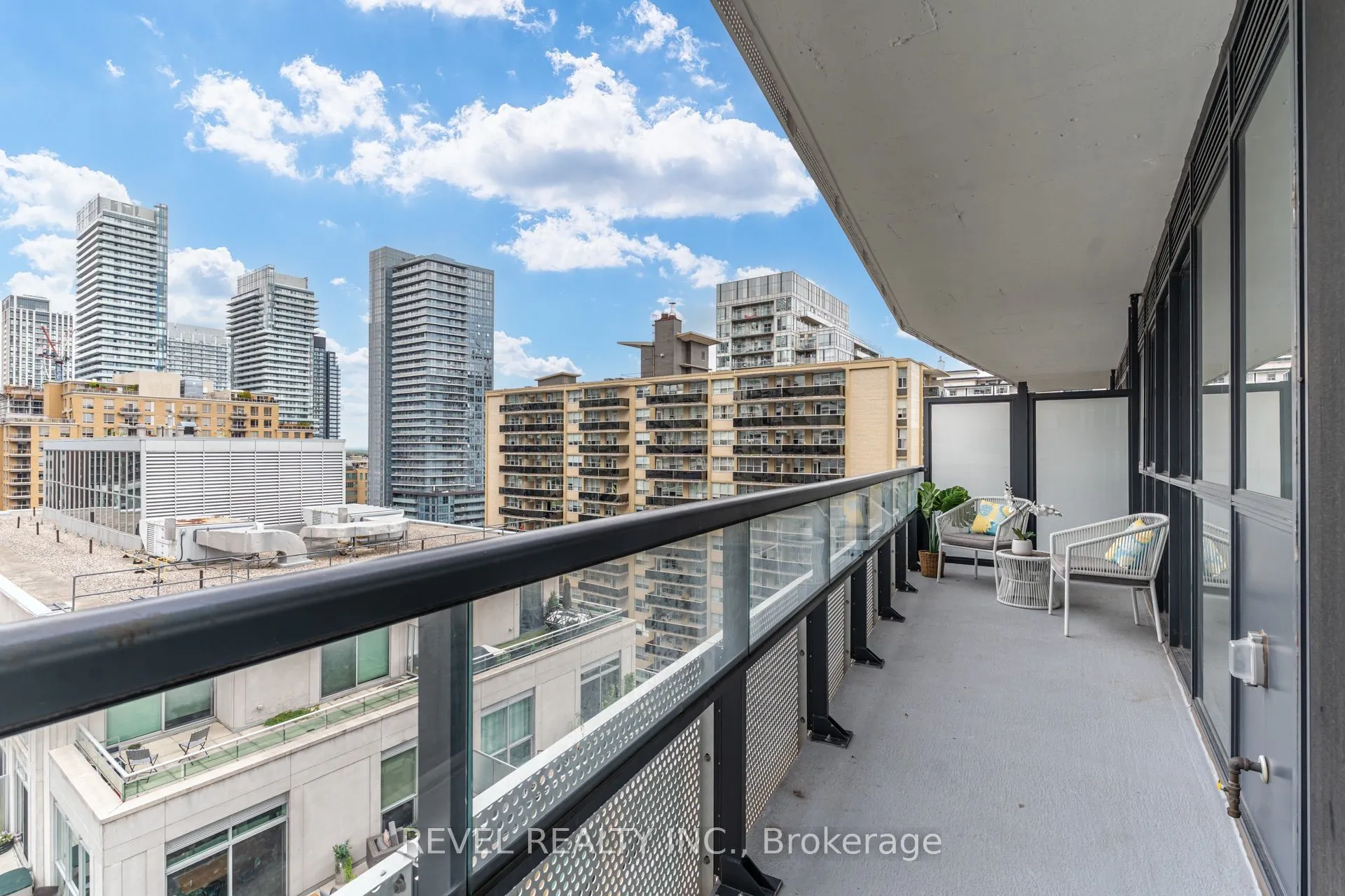 11 Lillian Street #1107