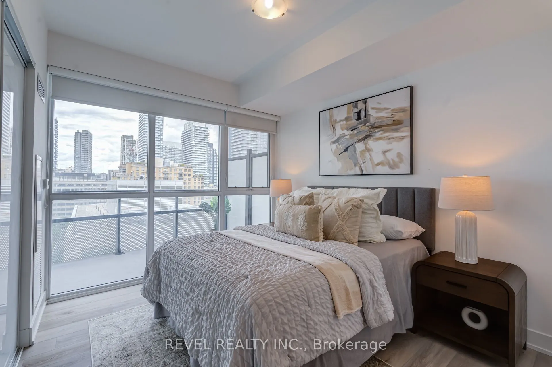 11 Lillian Street #1107