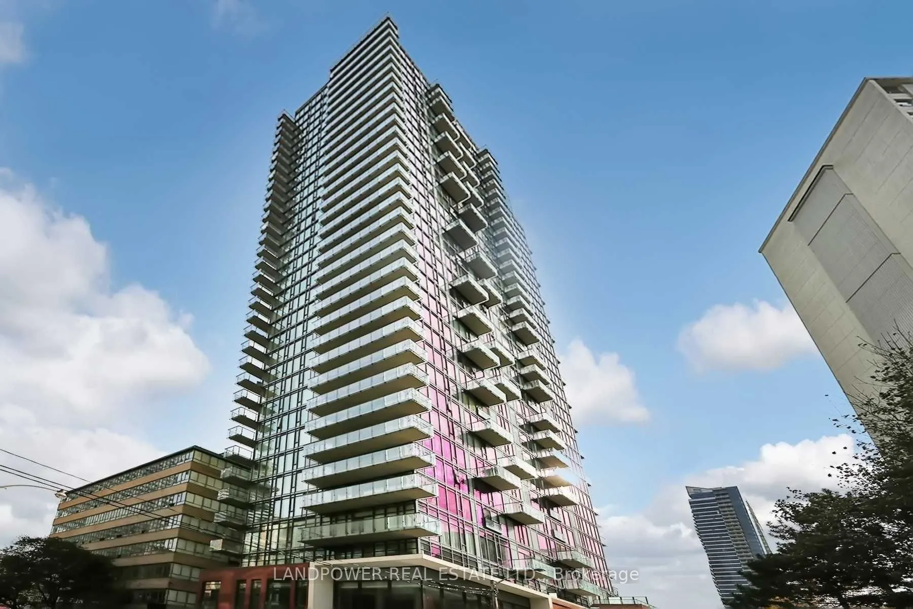 75 St. Nicholas Street #1401