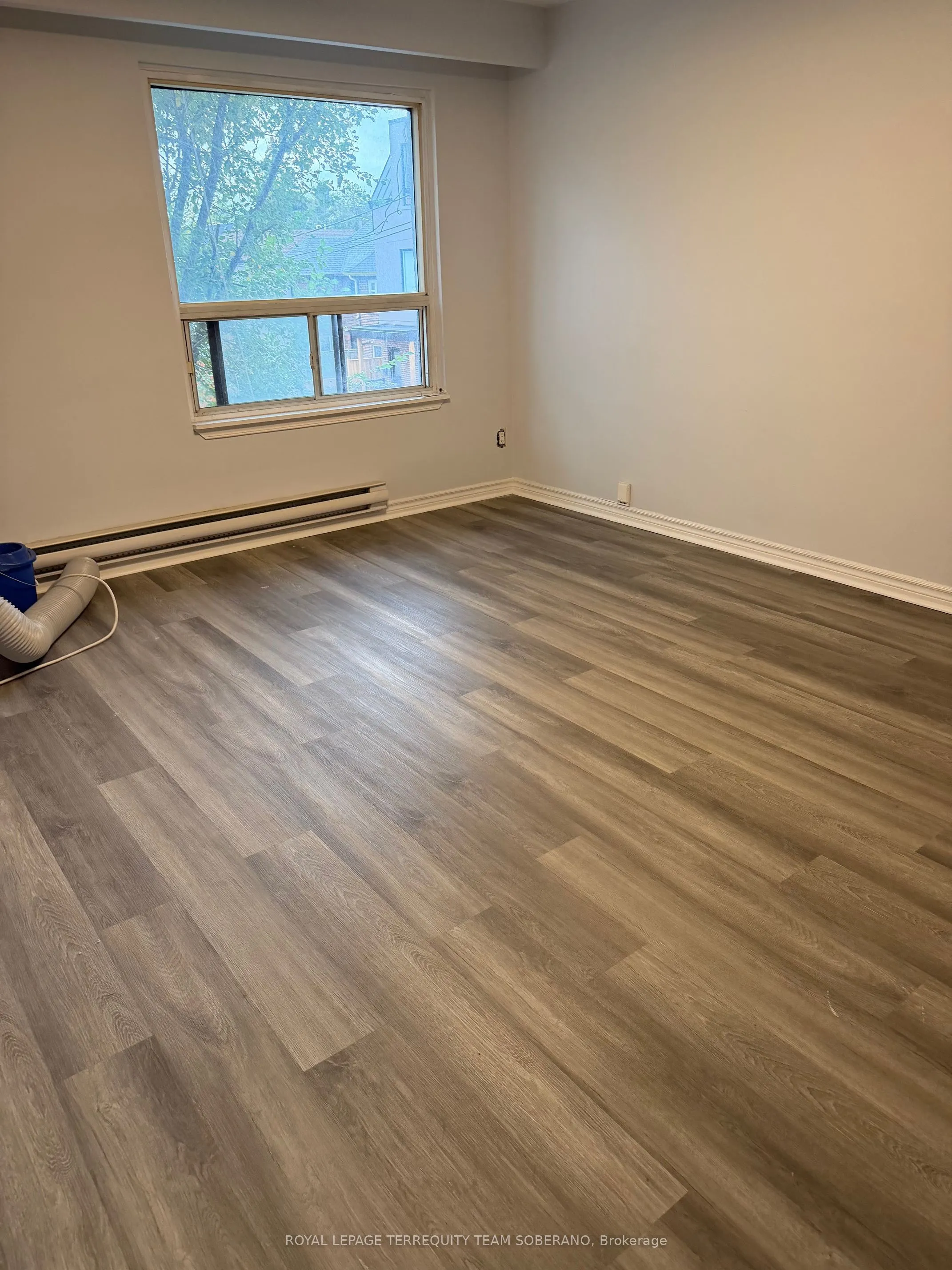 963 Eglinton Avenue W #Unit B