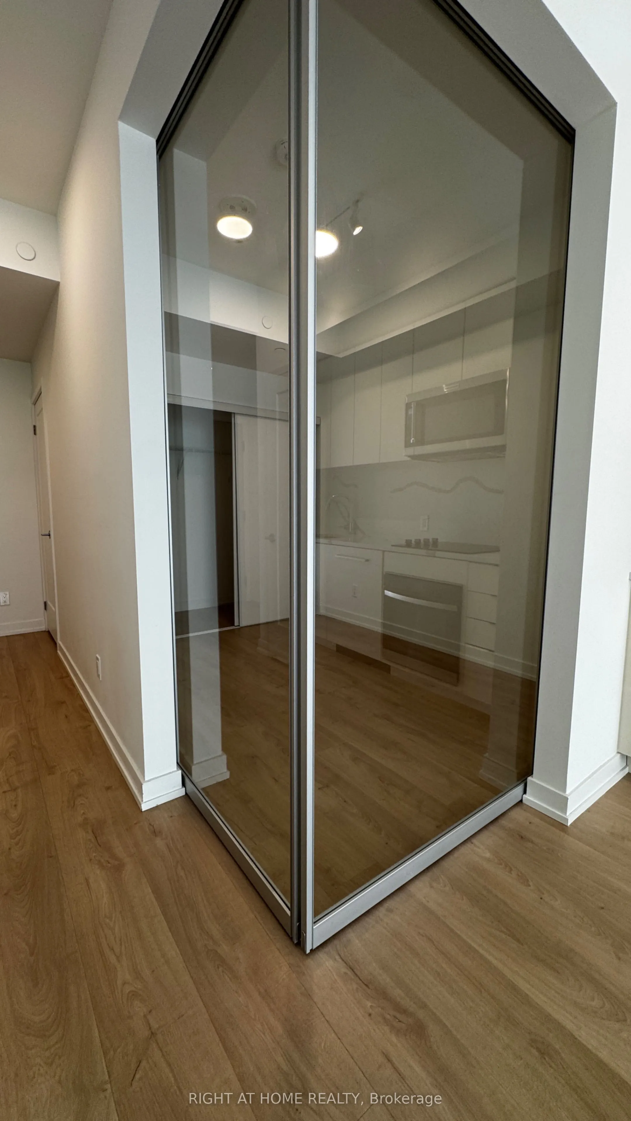 181 Sheppard Avenue E #419