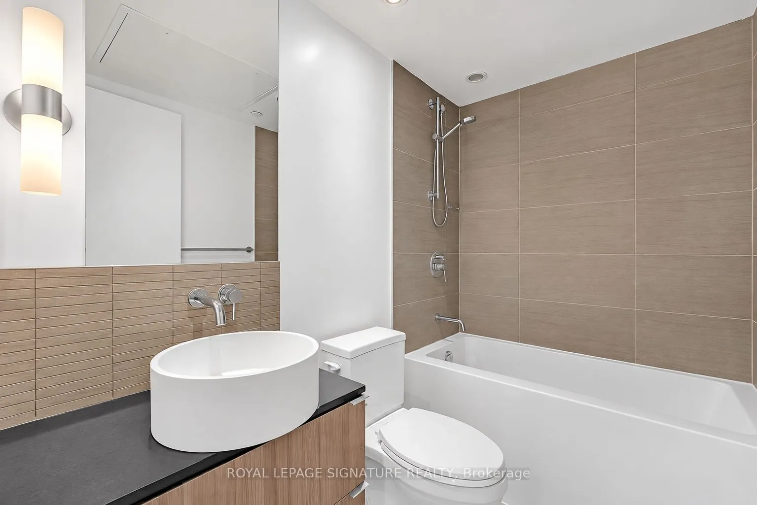 161 Roehampton Avenue #3604