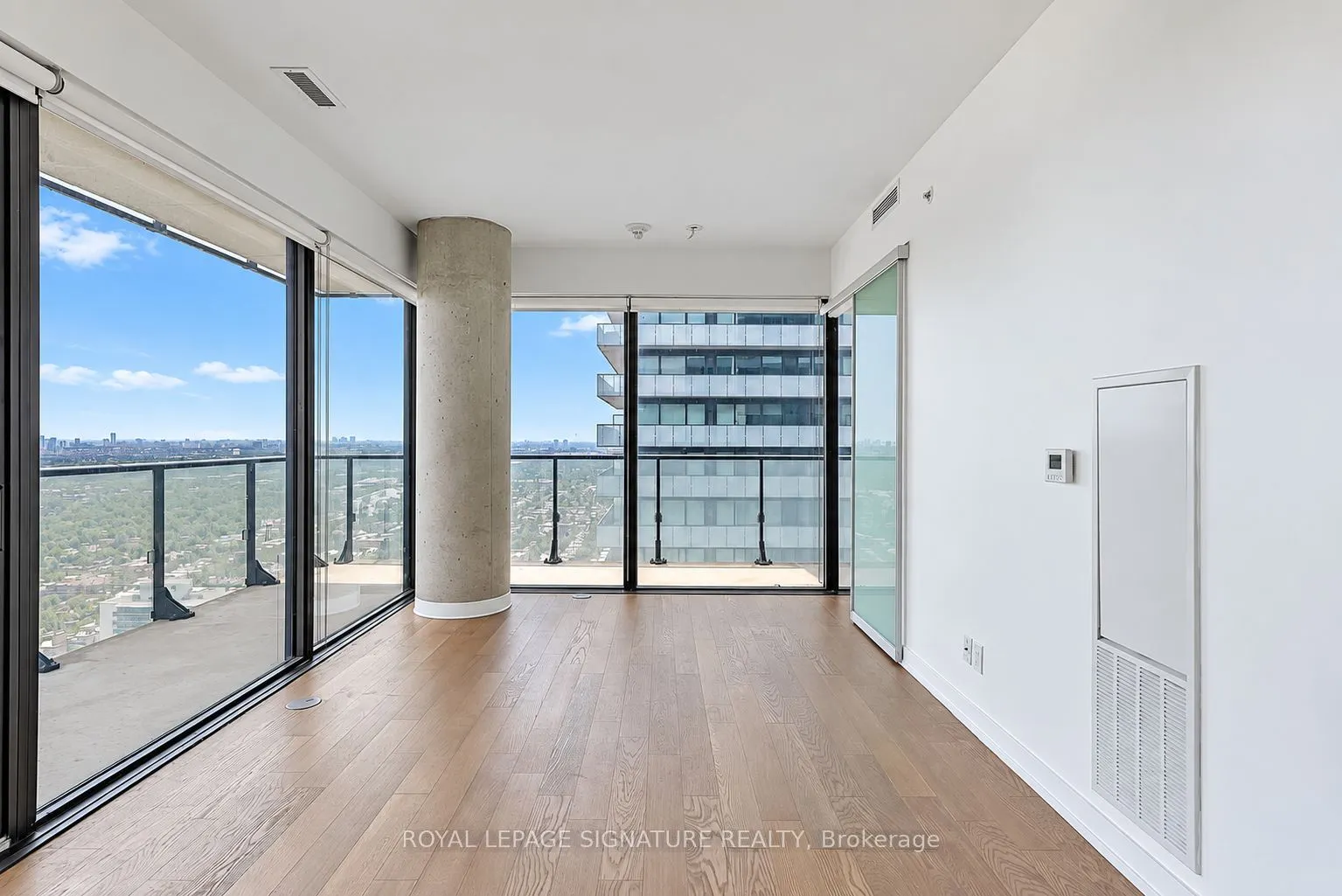 161 Roehampton Avenue #3604
