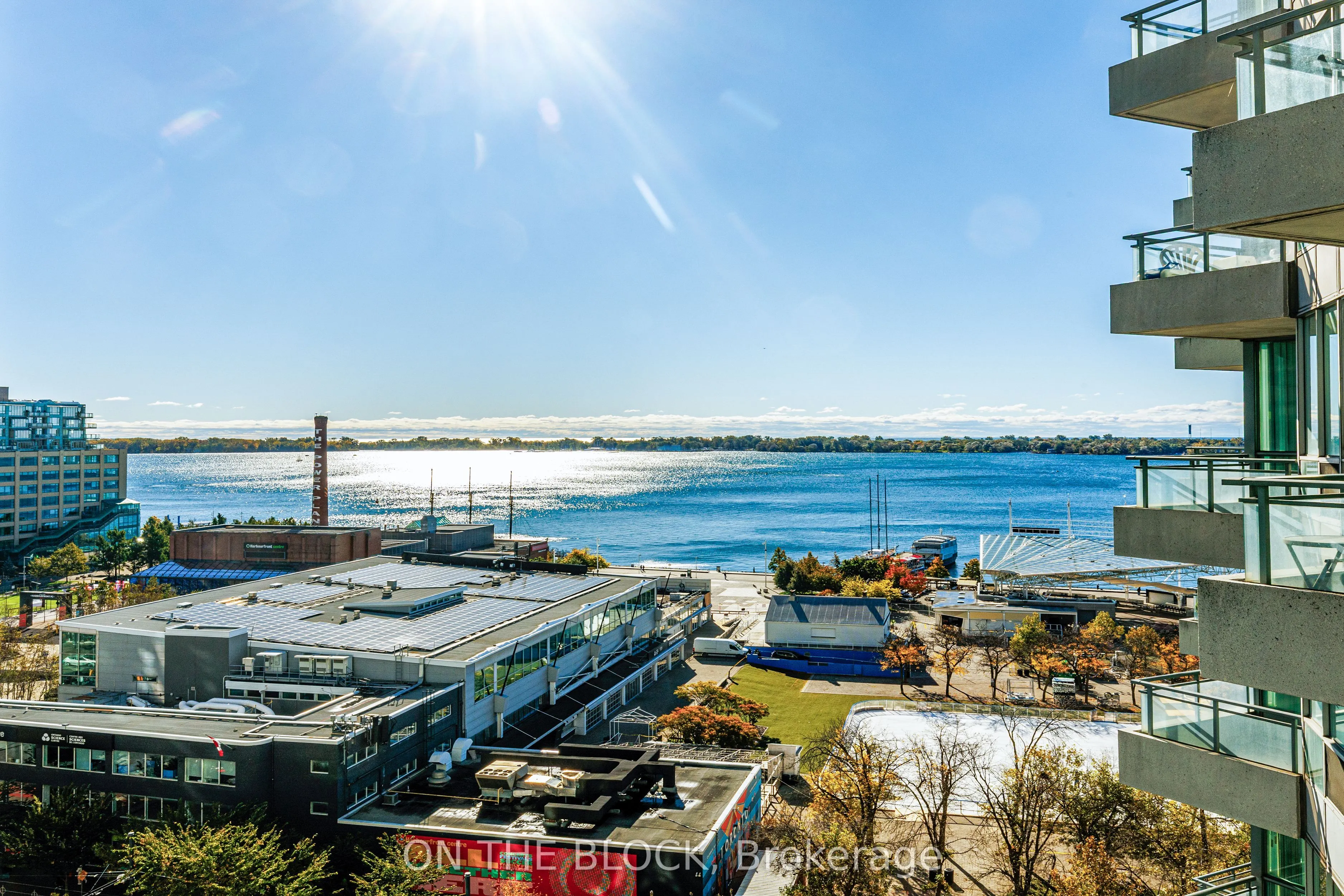 230 Queens Quay W #1515
