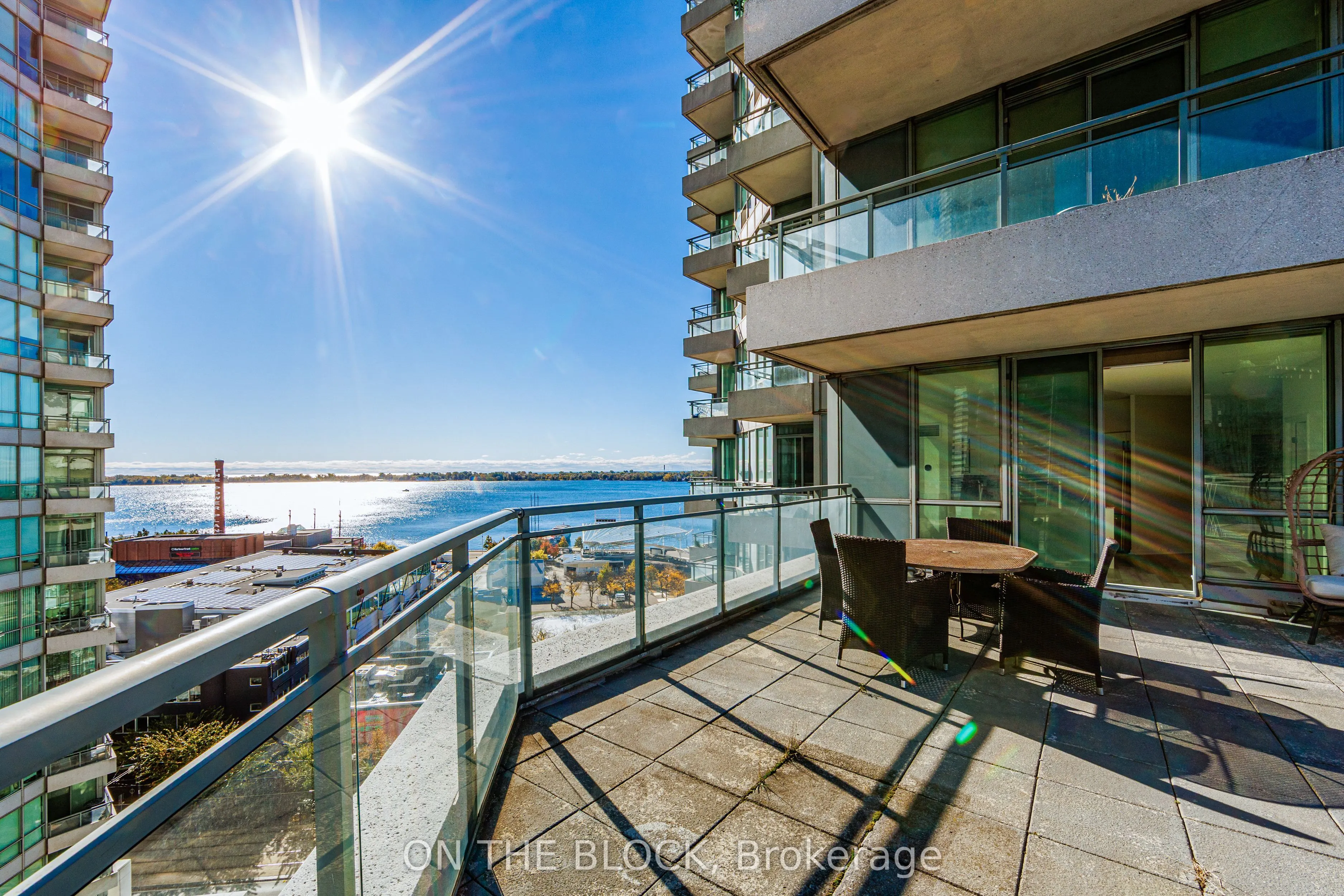 230 Queens Quay W #1515