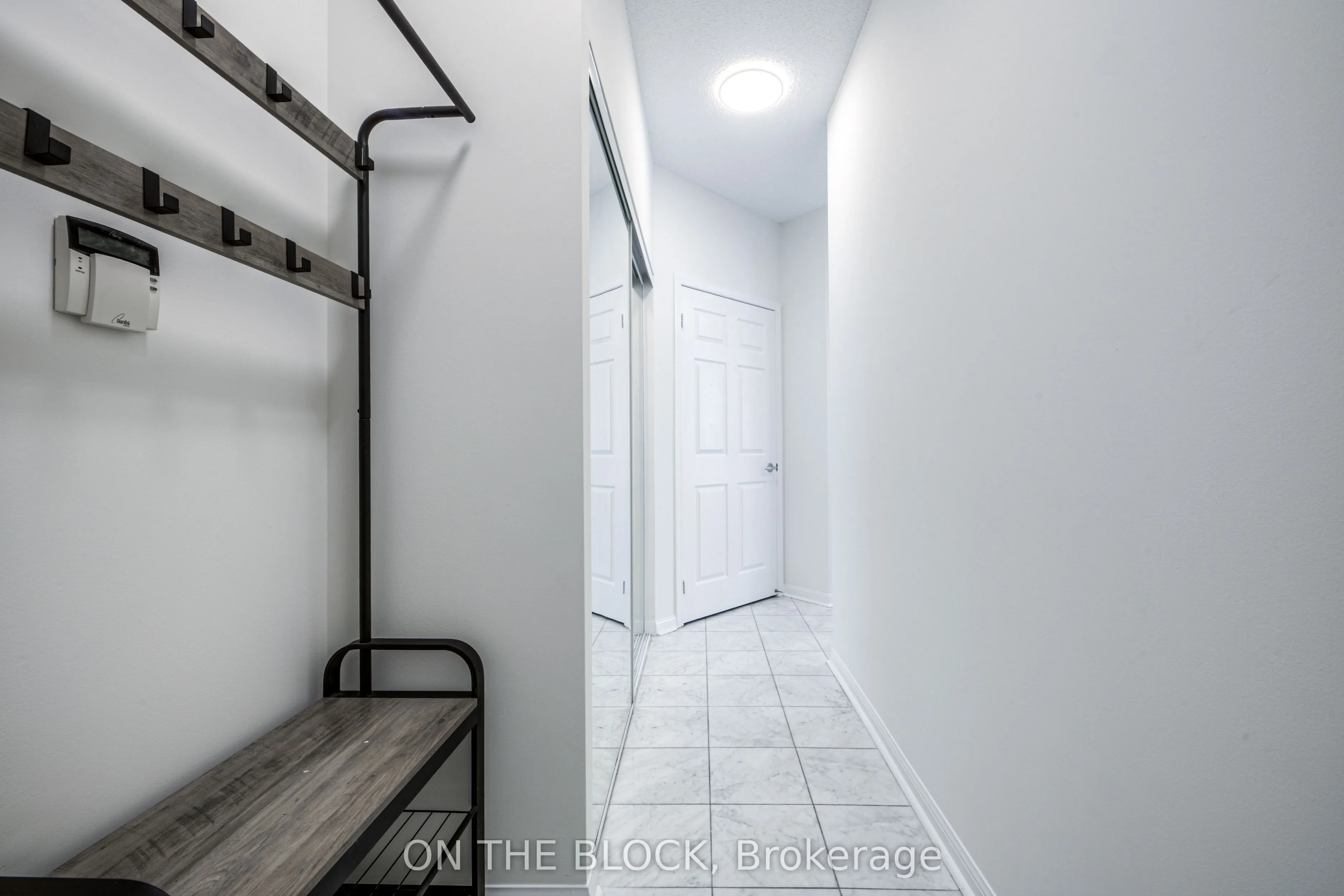 230 Queens Quay W #1515