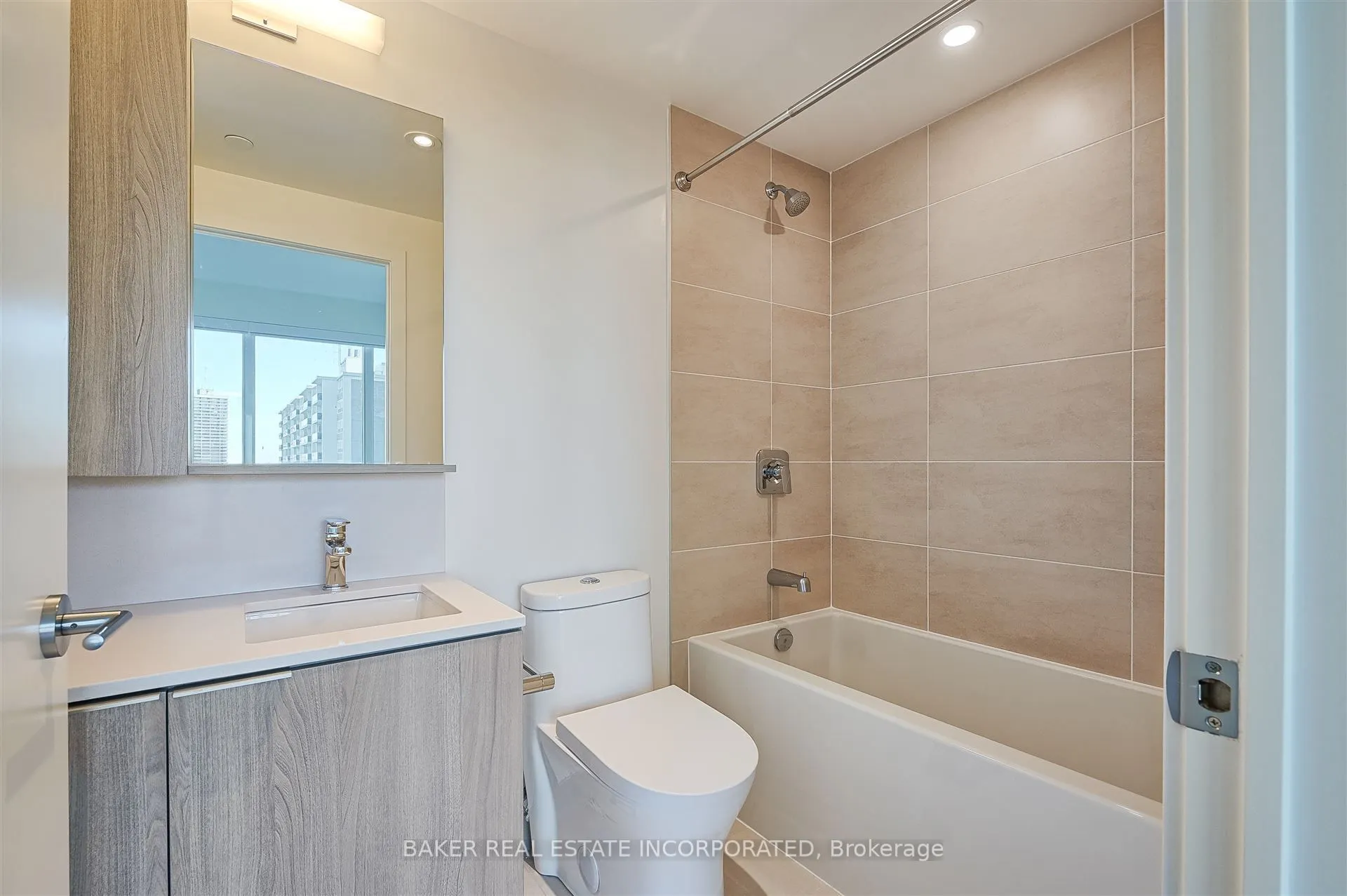 223 Redpath Avenue #2508
