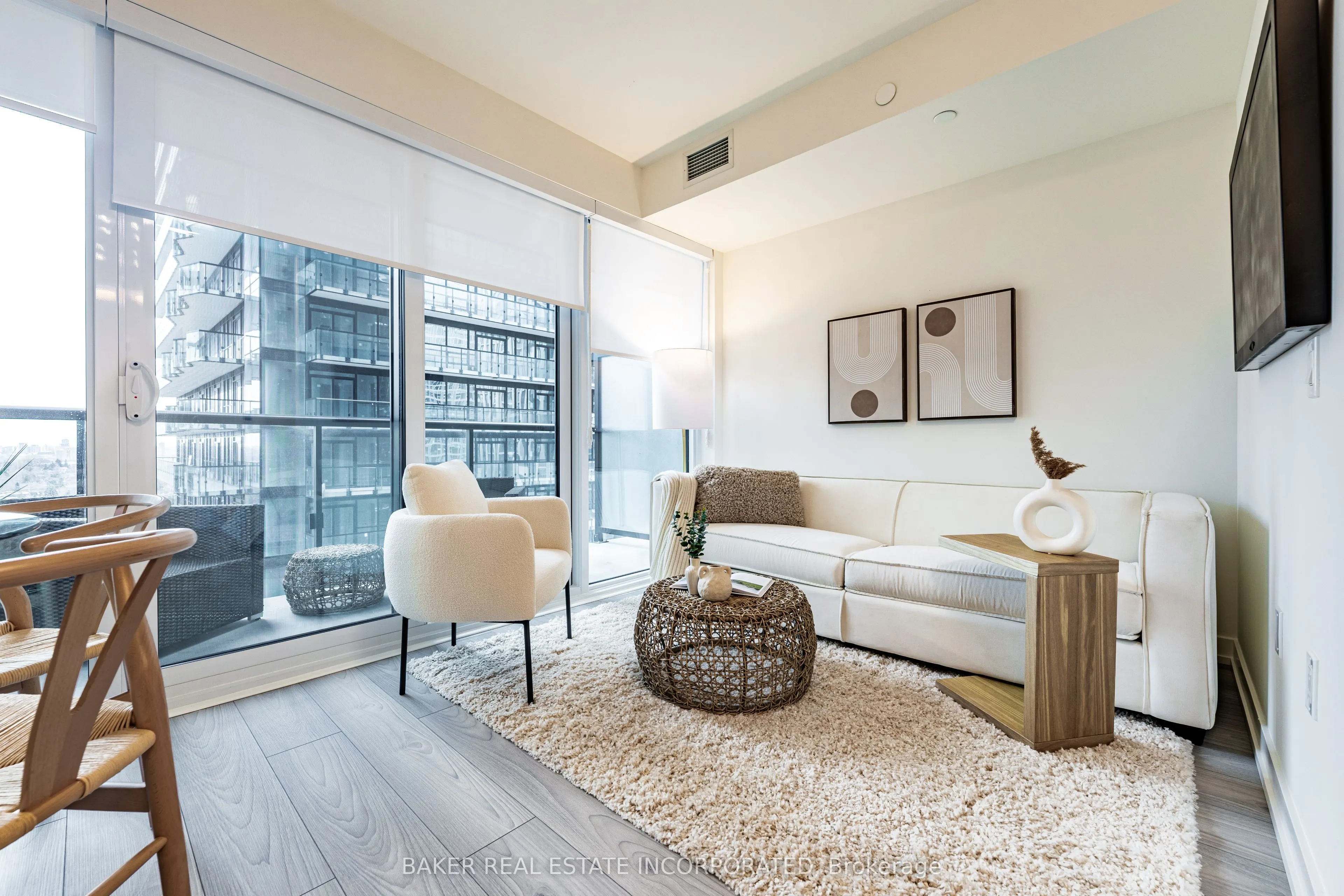 223 Redpath Avenue #1112