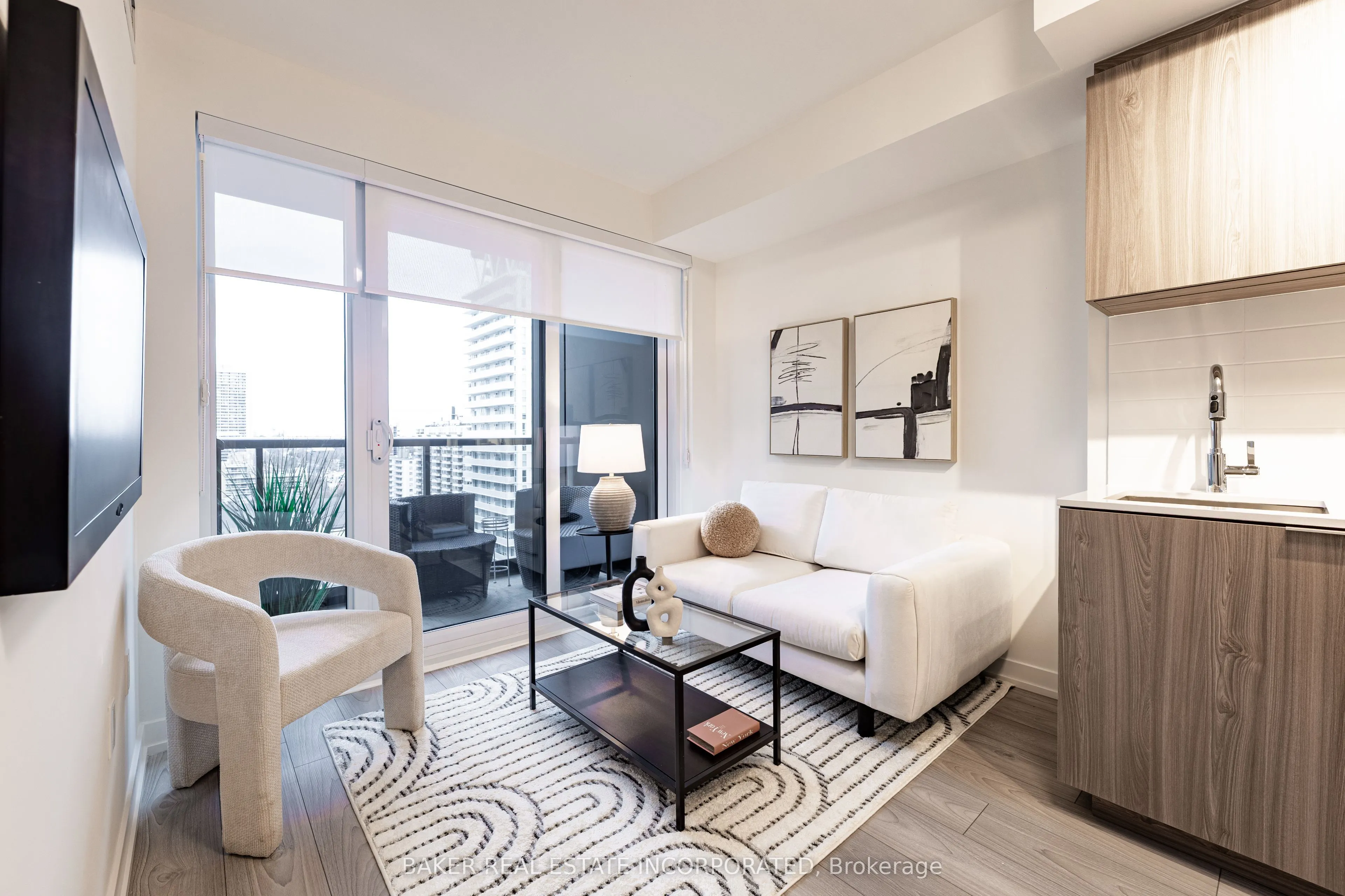 223 Redpath Avenue #1607