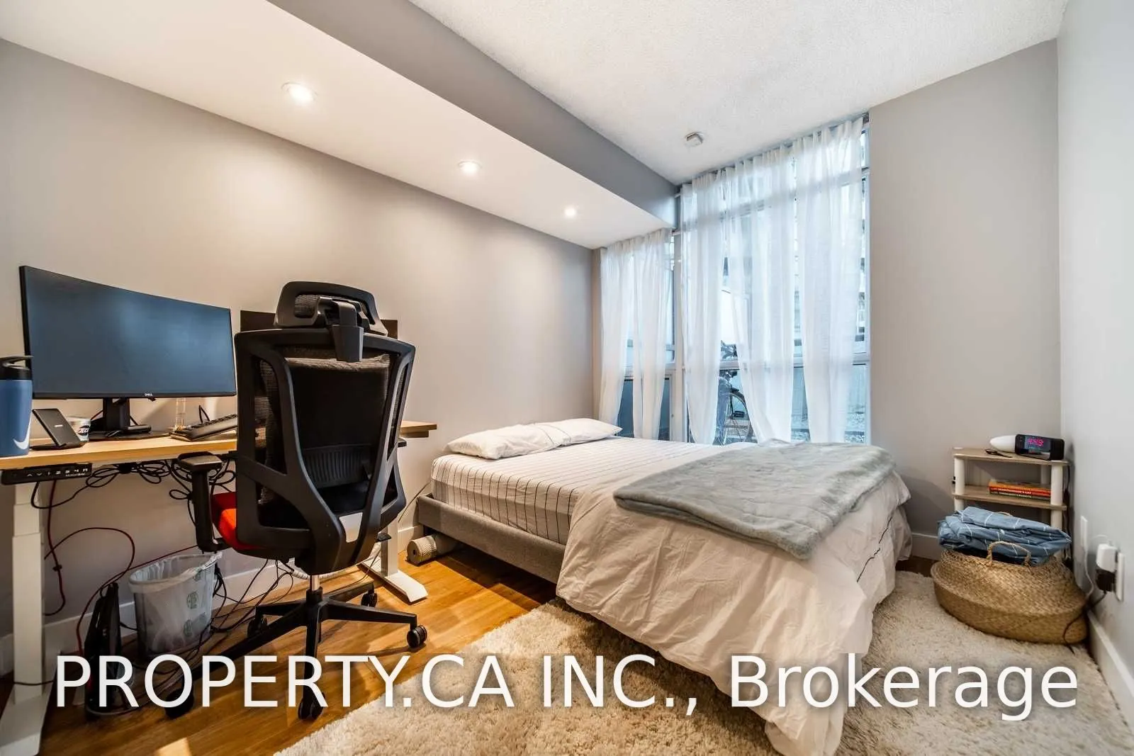 219 Fort York Boulevard #318