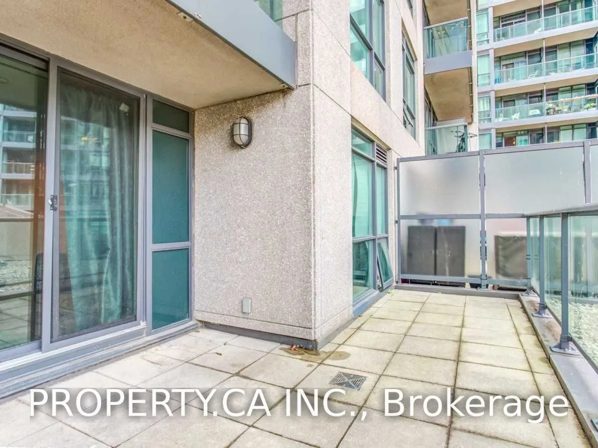 219 Fort York Boulevard #318