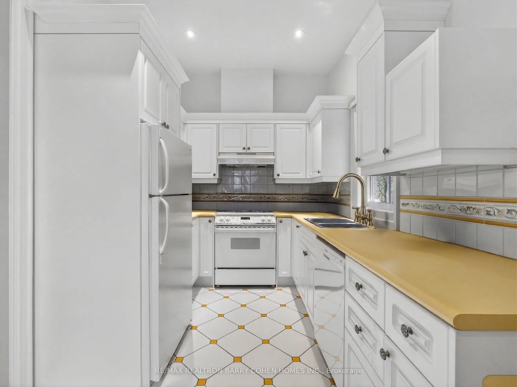 17 Bayview Ridge