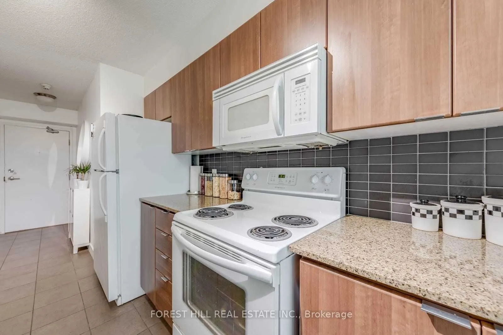 11 Brunel Court #1006
