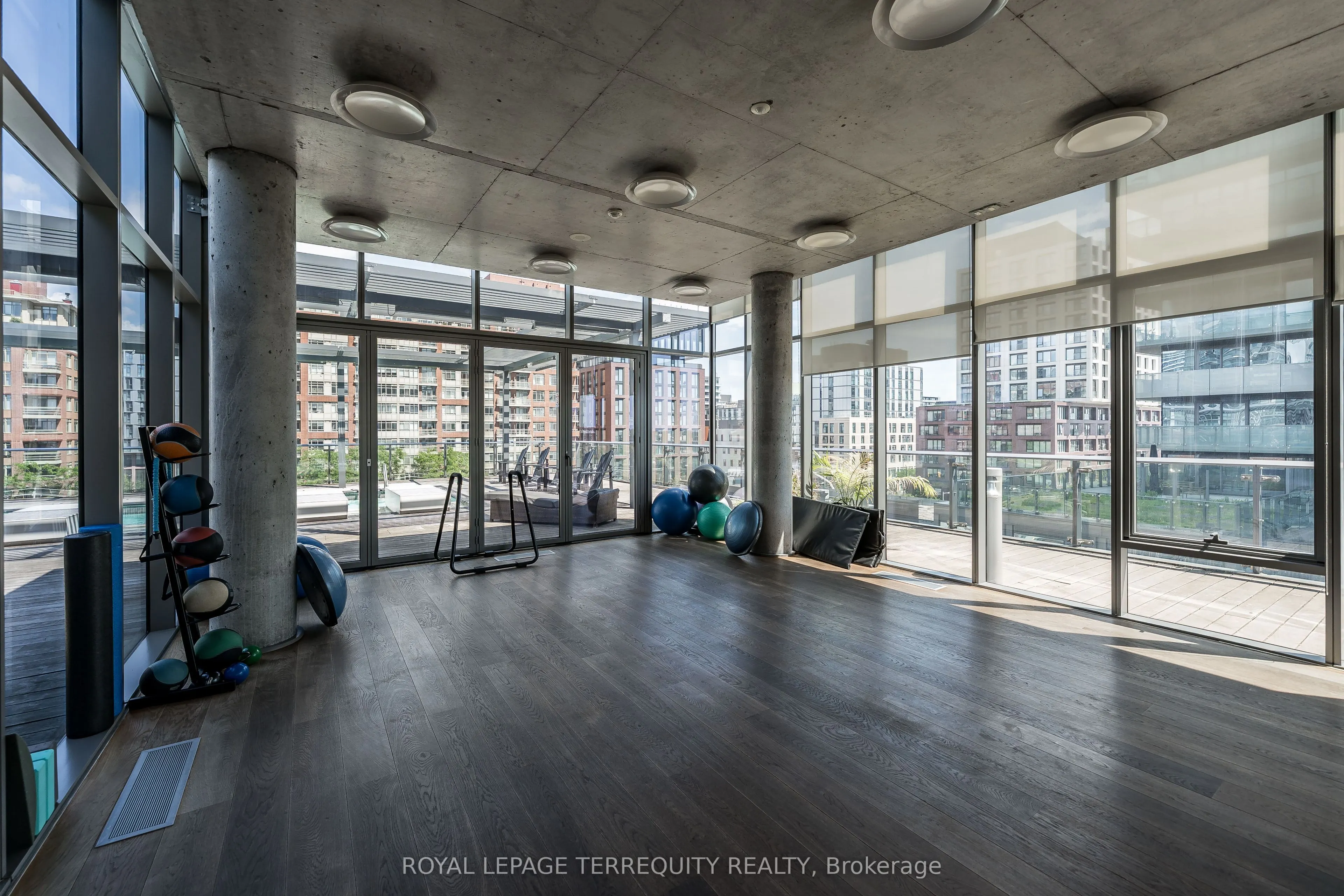 70 Distillery Lane #2107