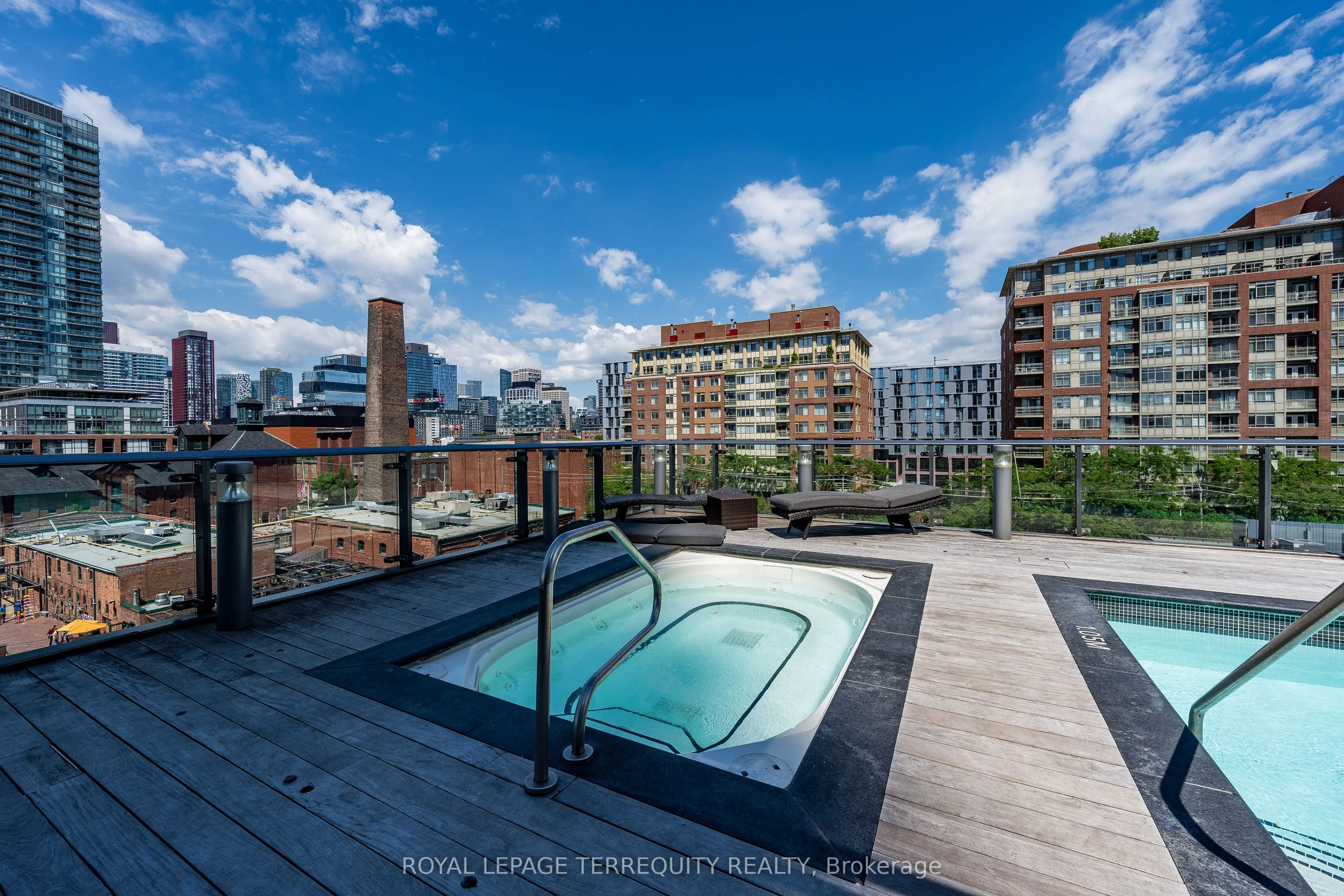 70 Distillery Lane #2107