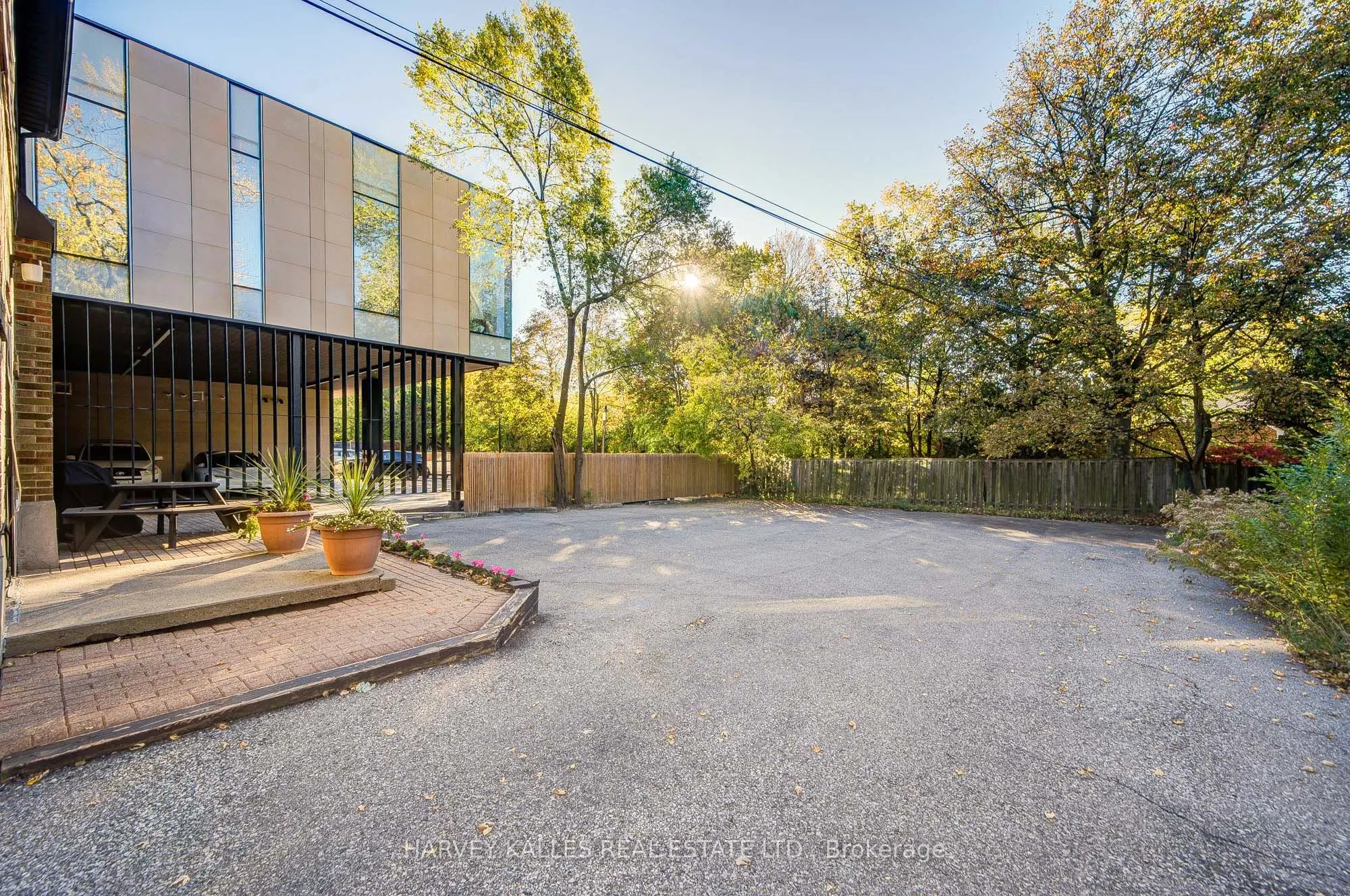137 Sheppard Avenue E