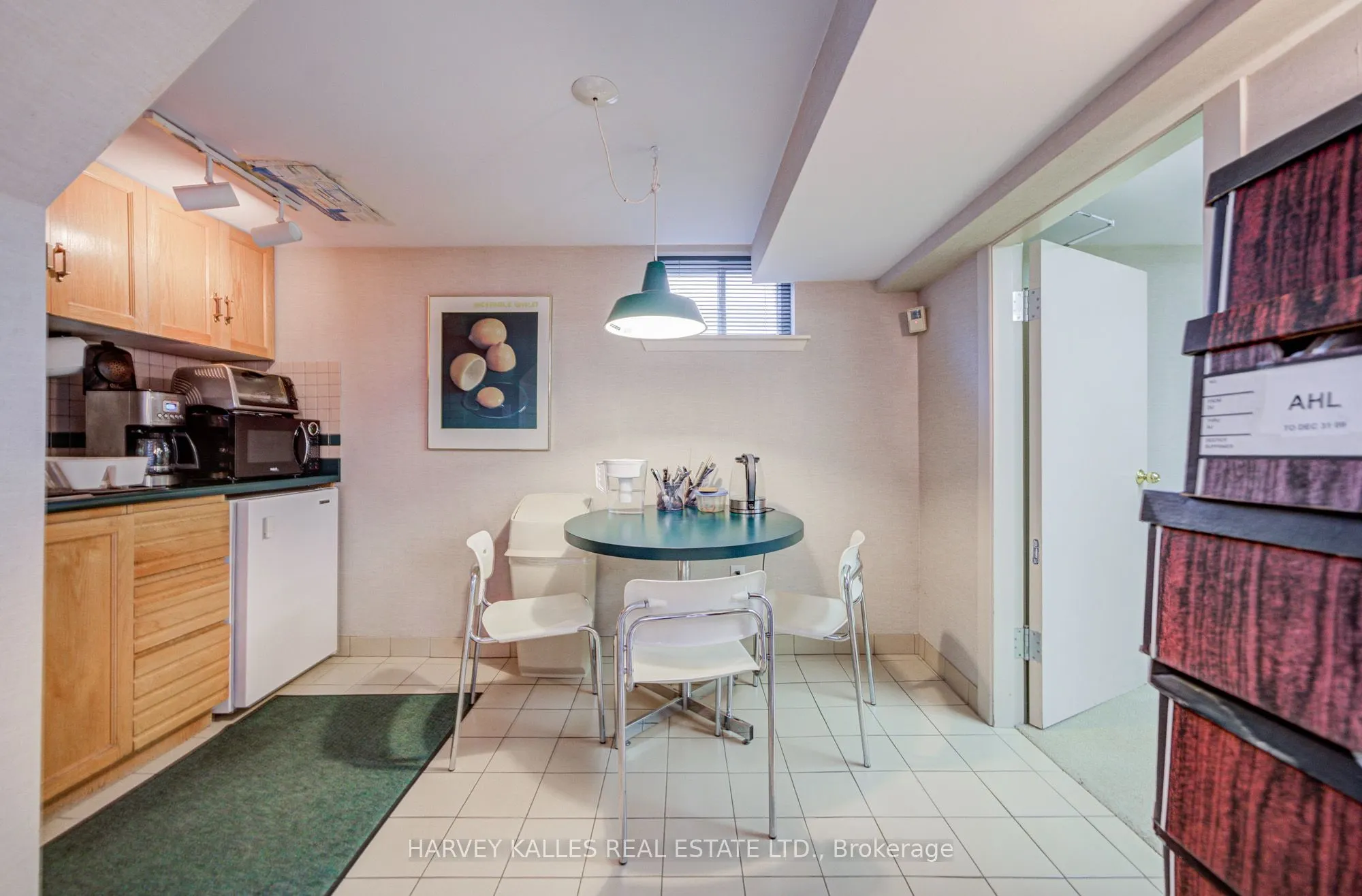 137 Sheppard Avenue E
