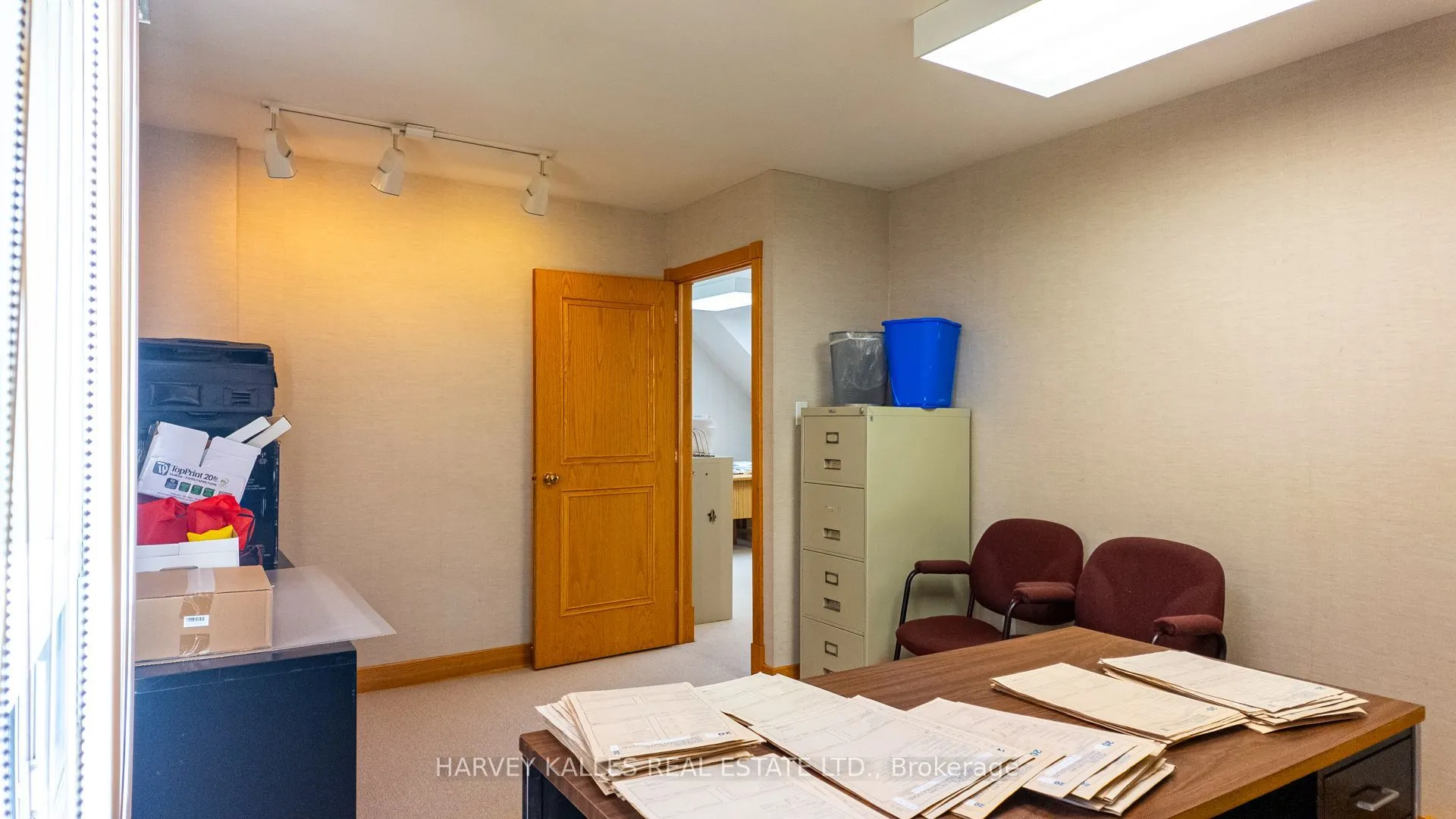 137 Sheppard Avenue E