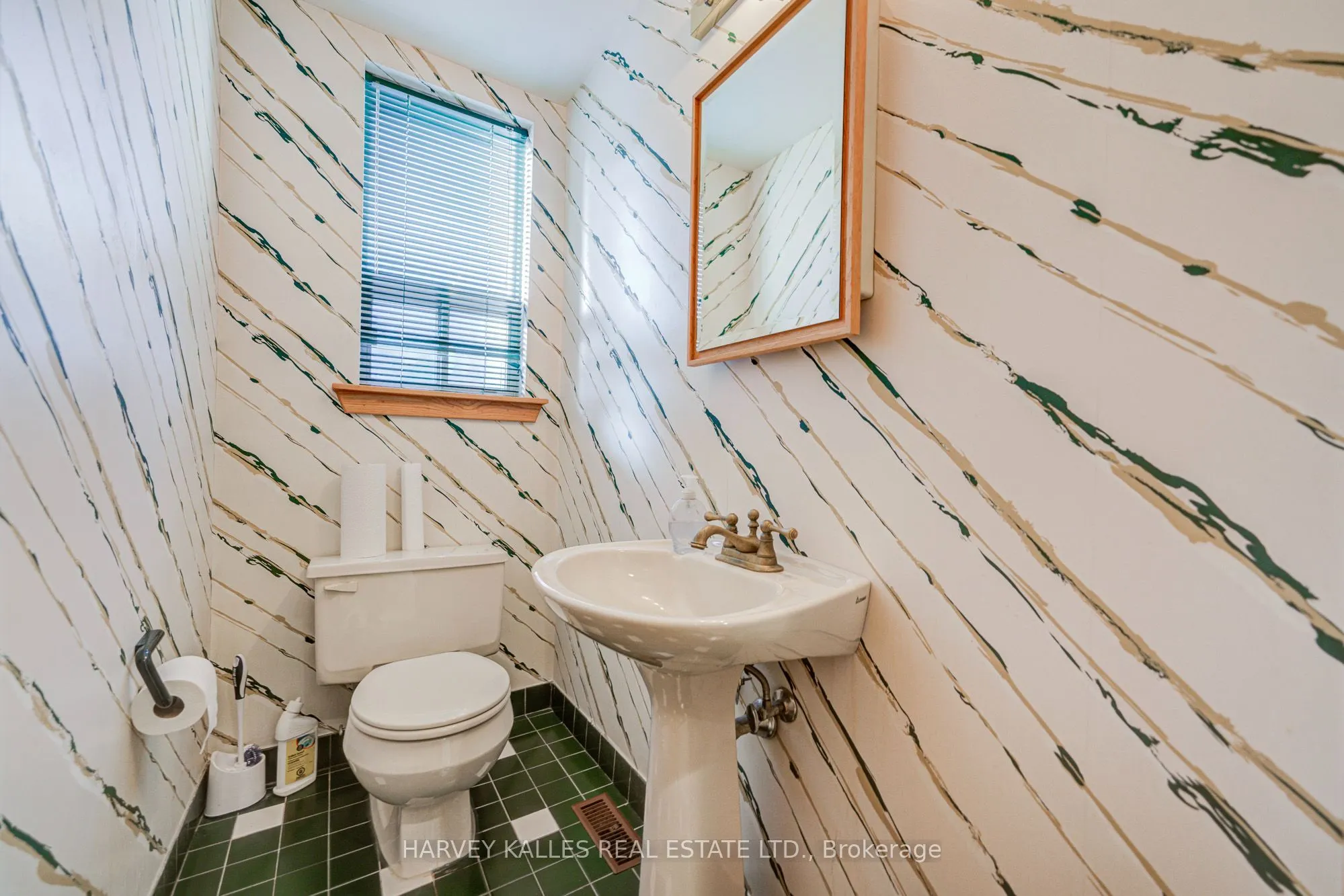 137 Sheppard Avenue E