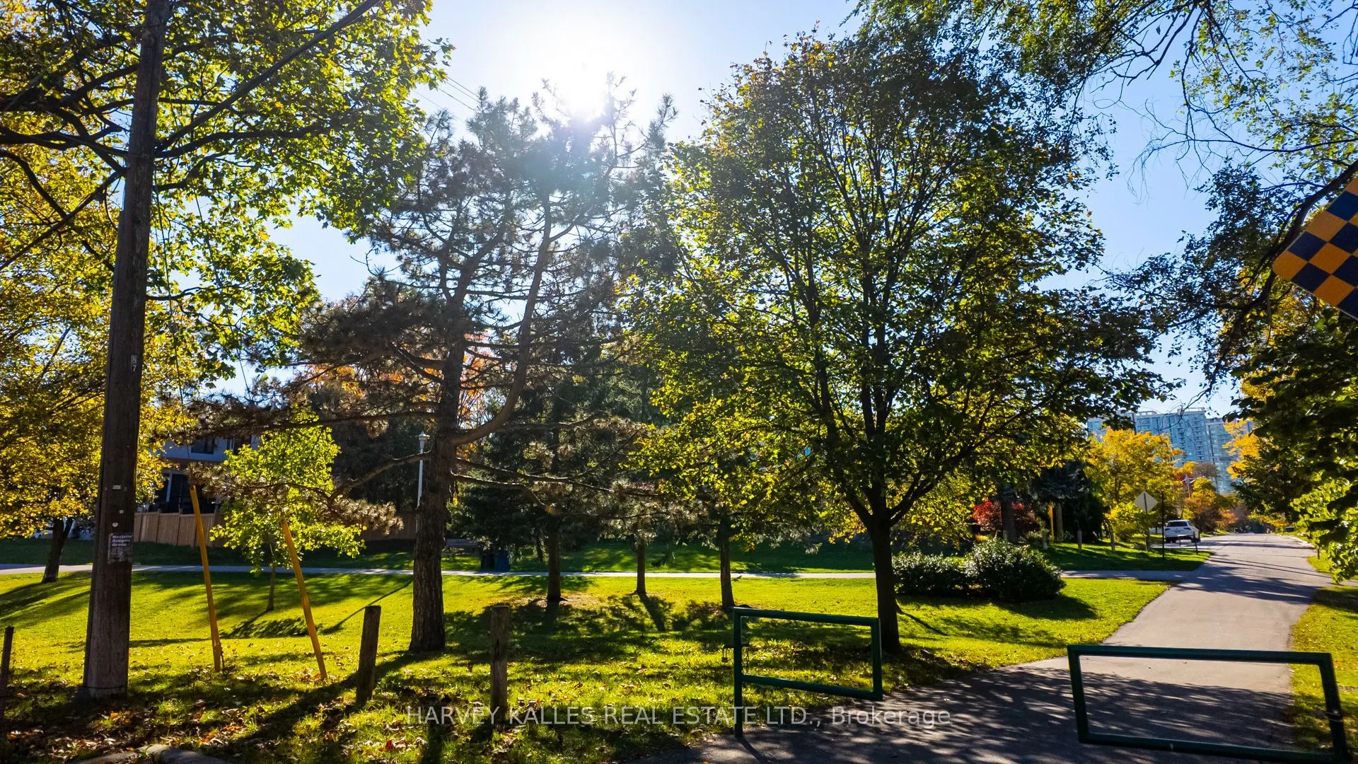 137 Sheppard Avenue E