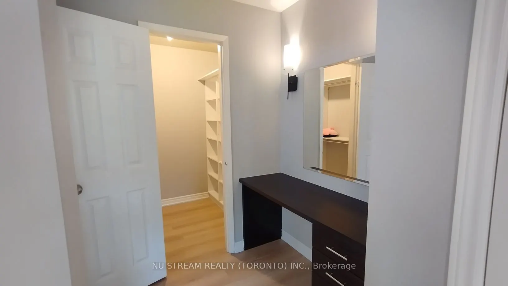 20 Scenic Mill Way #10