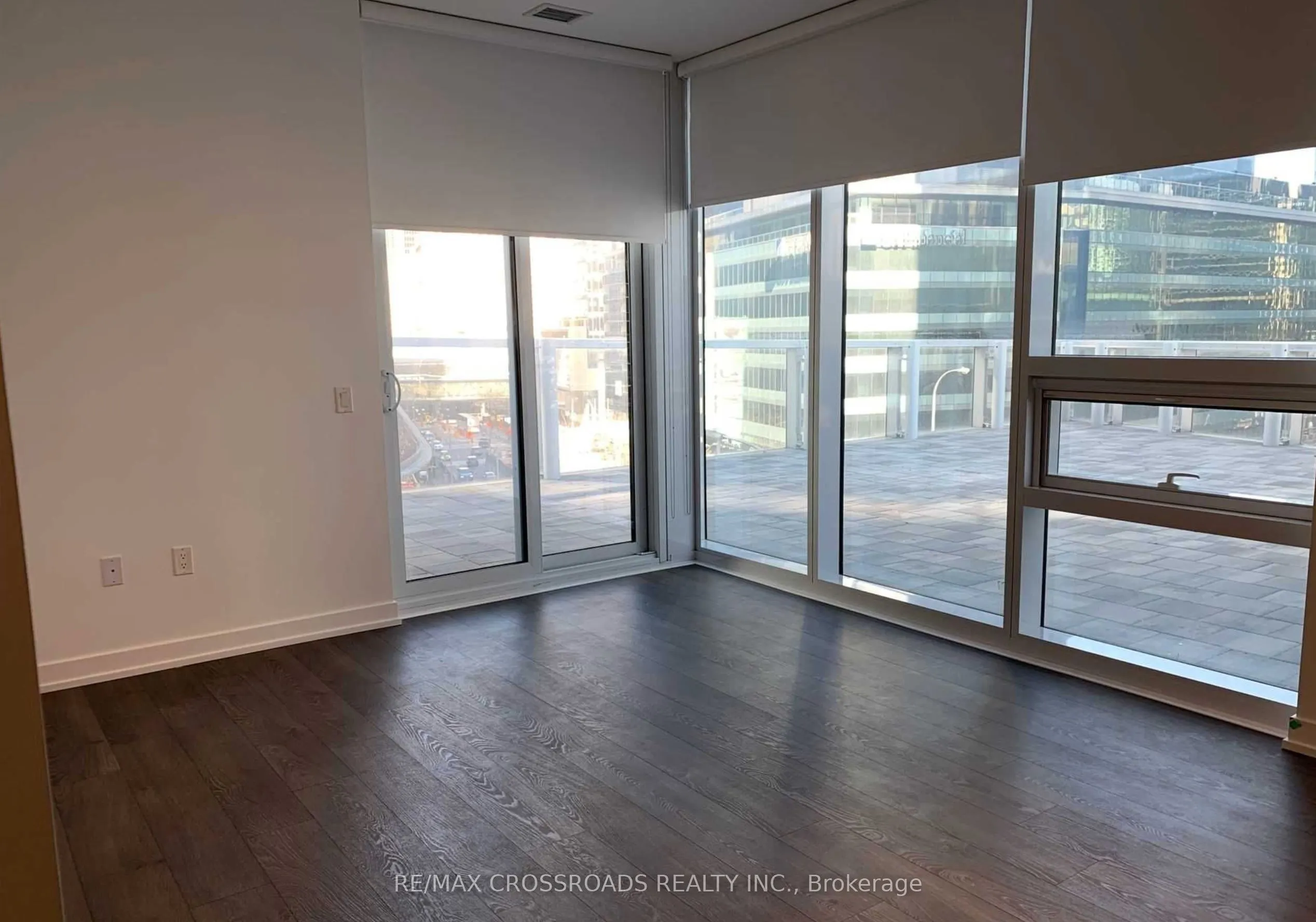 10 York Street #803