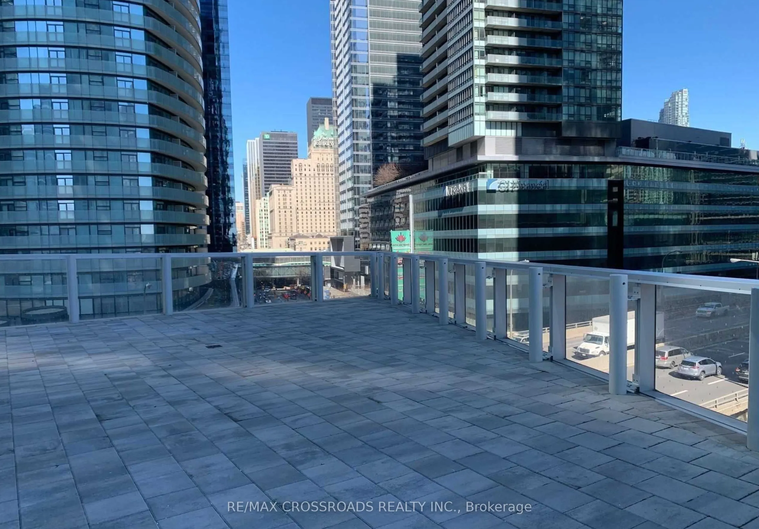 10 York Street #803