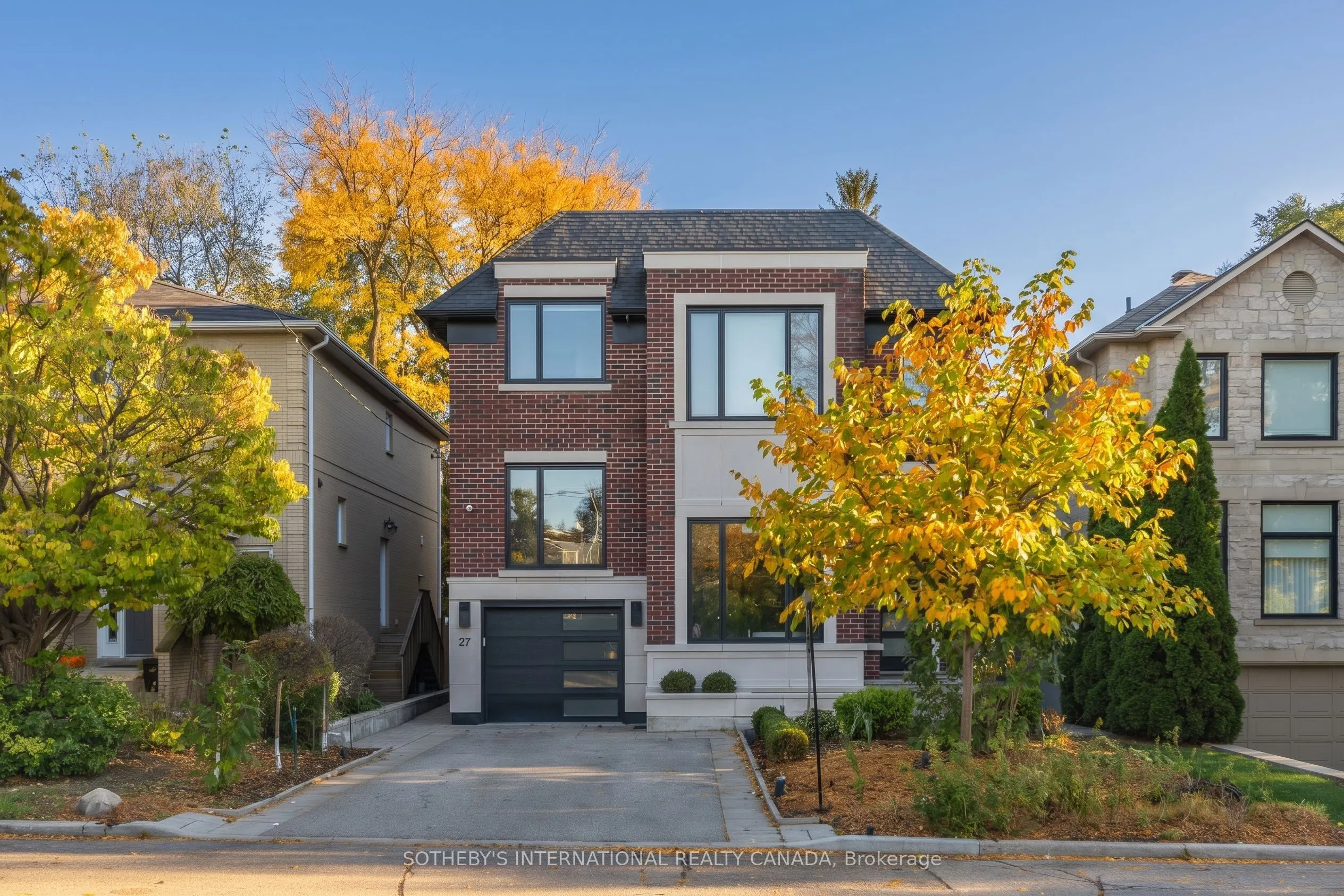 27 Bannockburn Avenue