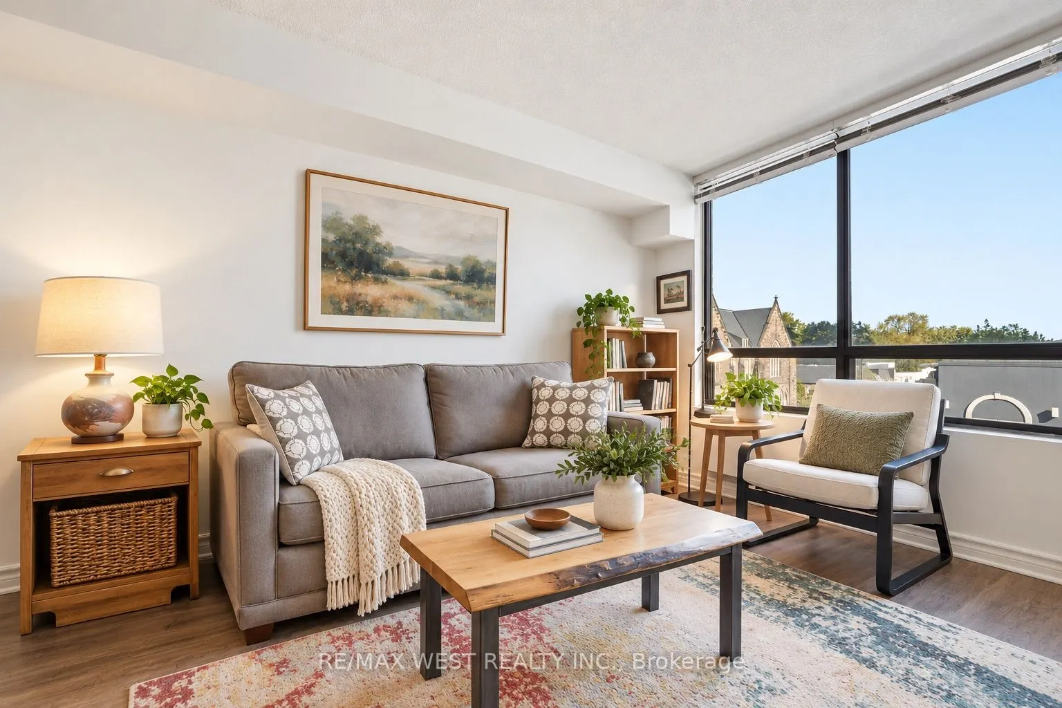 117 Gerrard Street E #404
