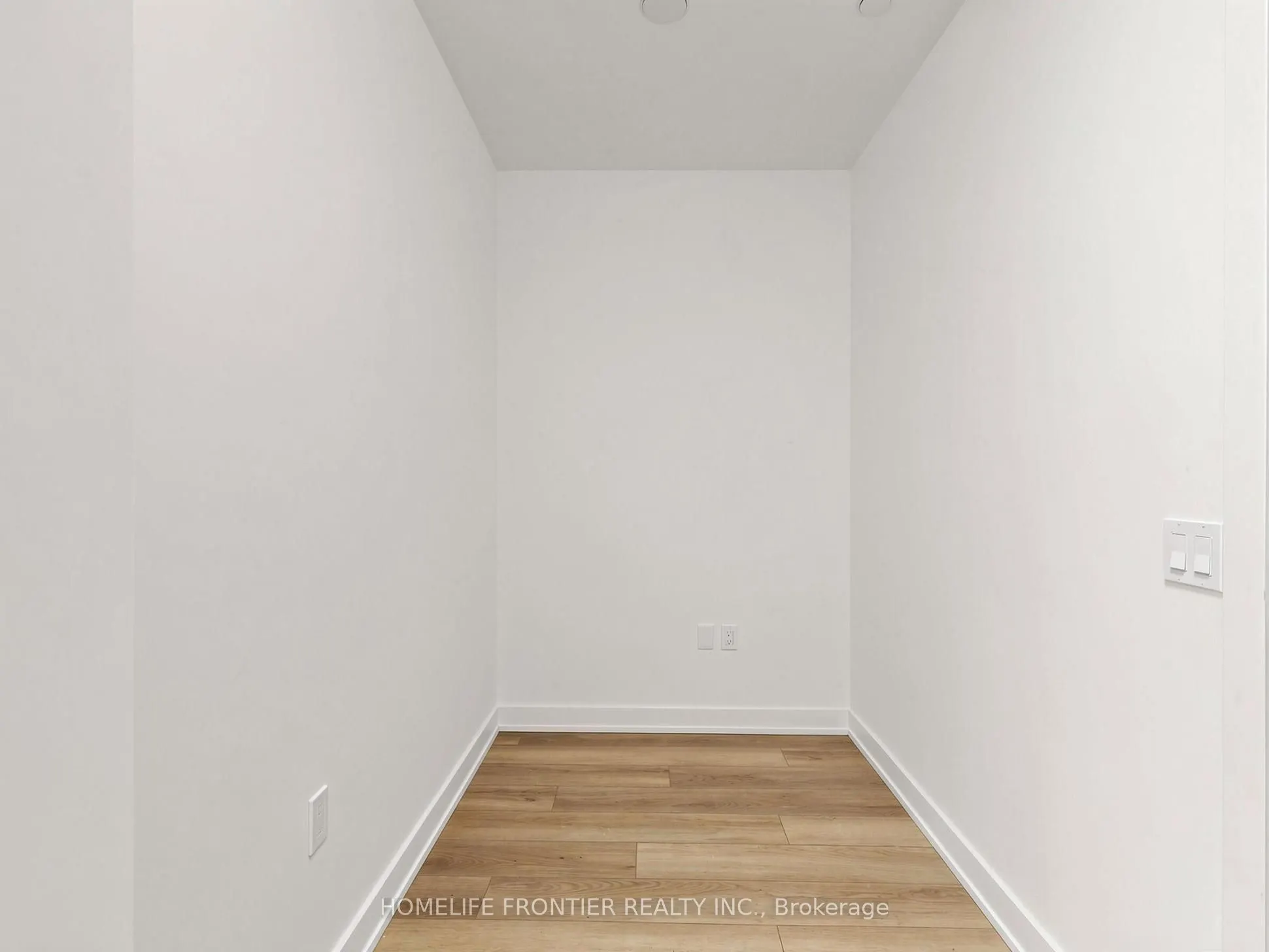 117 Broadway Avenue W #624N