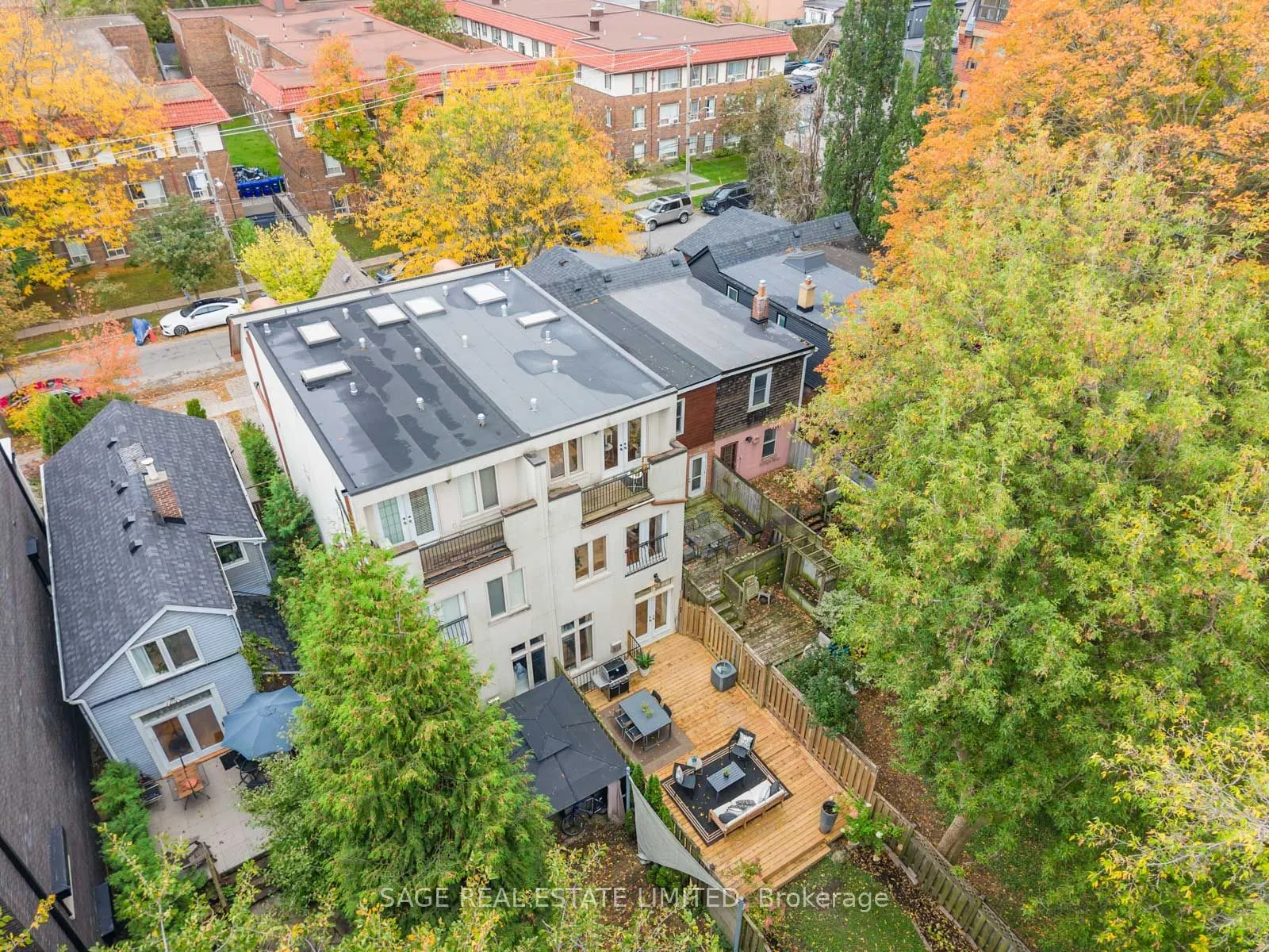 18A Sherwood Avenue