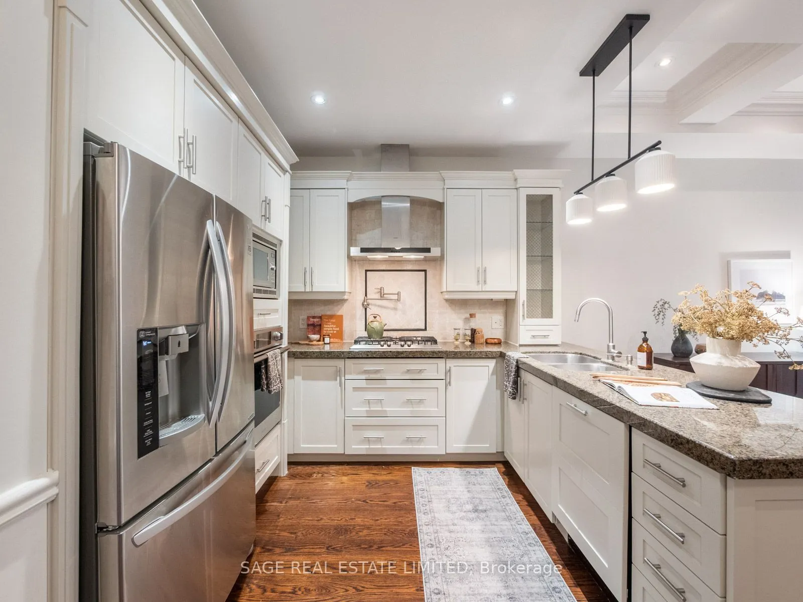 18A Sherwood Avenue