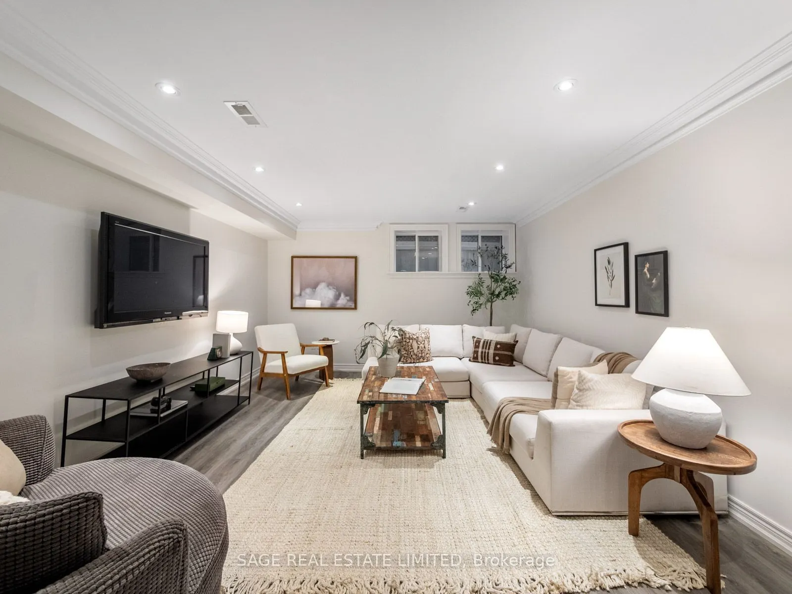18A Sherwood Avenue