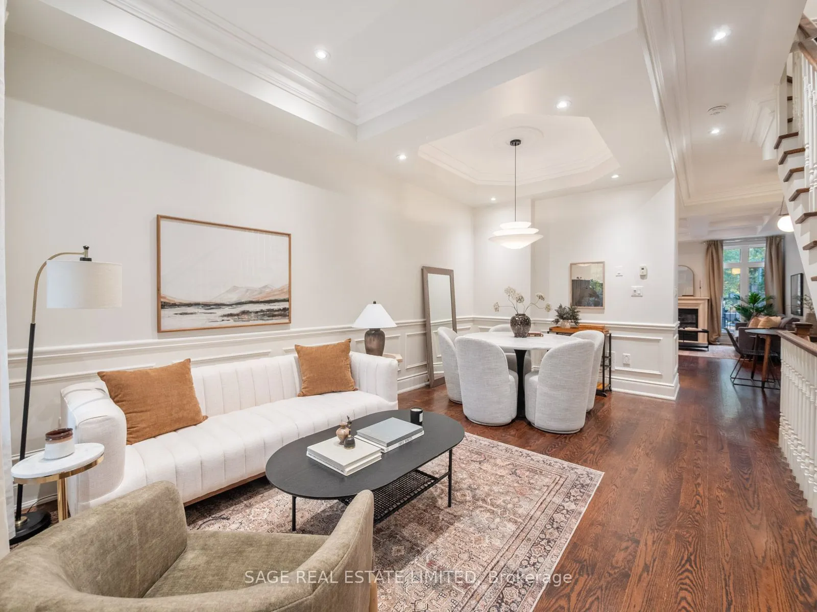 18A Sherwood Avenue