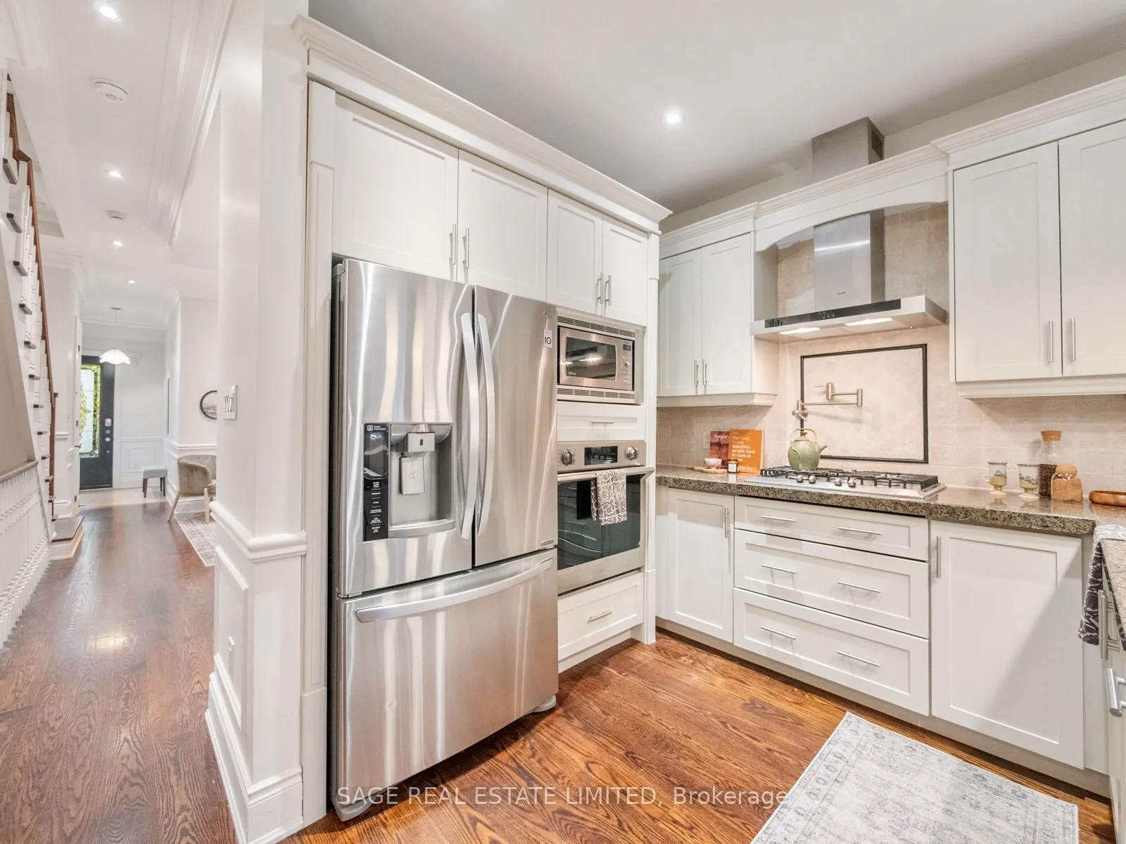 18A Sherwood Avenue