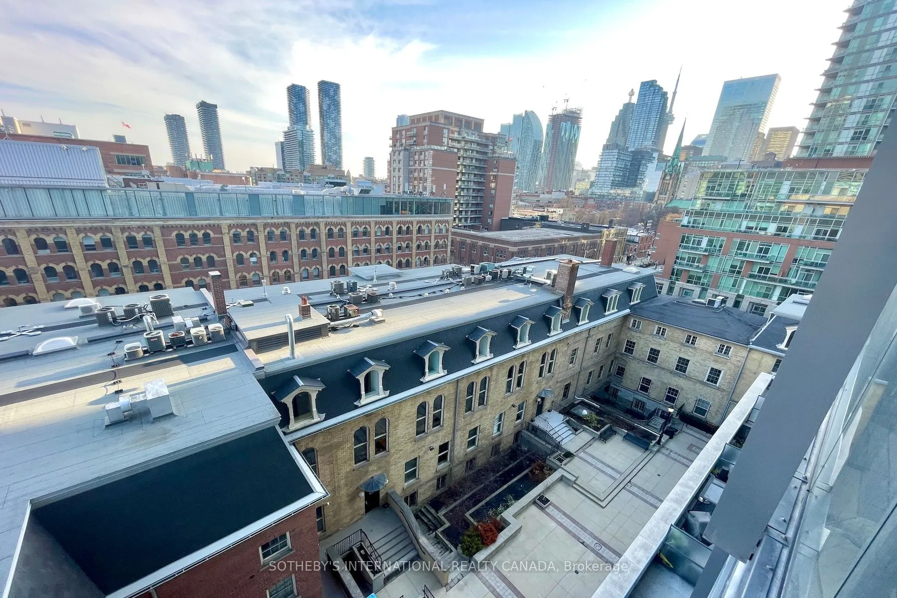 105 George Street #706