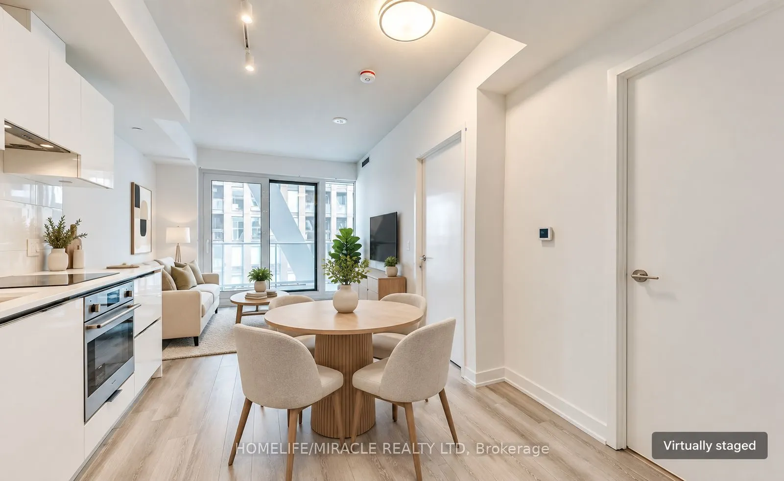 230 Simcoe Street #2421