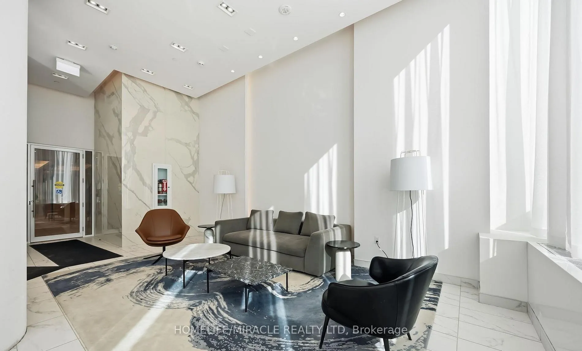 230 Simcoe Street #2421