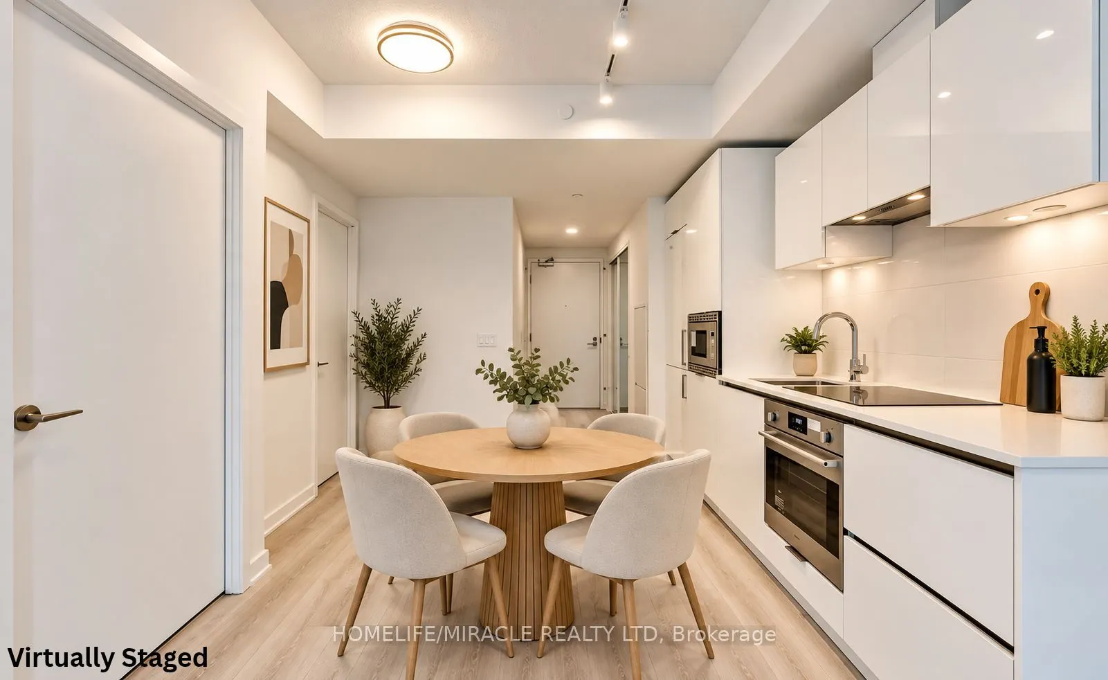 230 Simcoe Street #2421