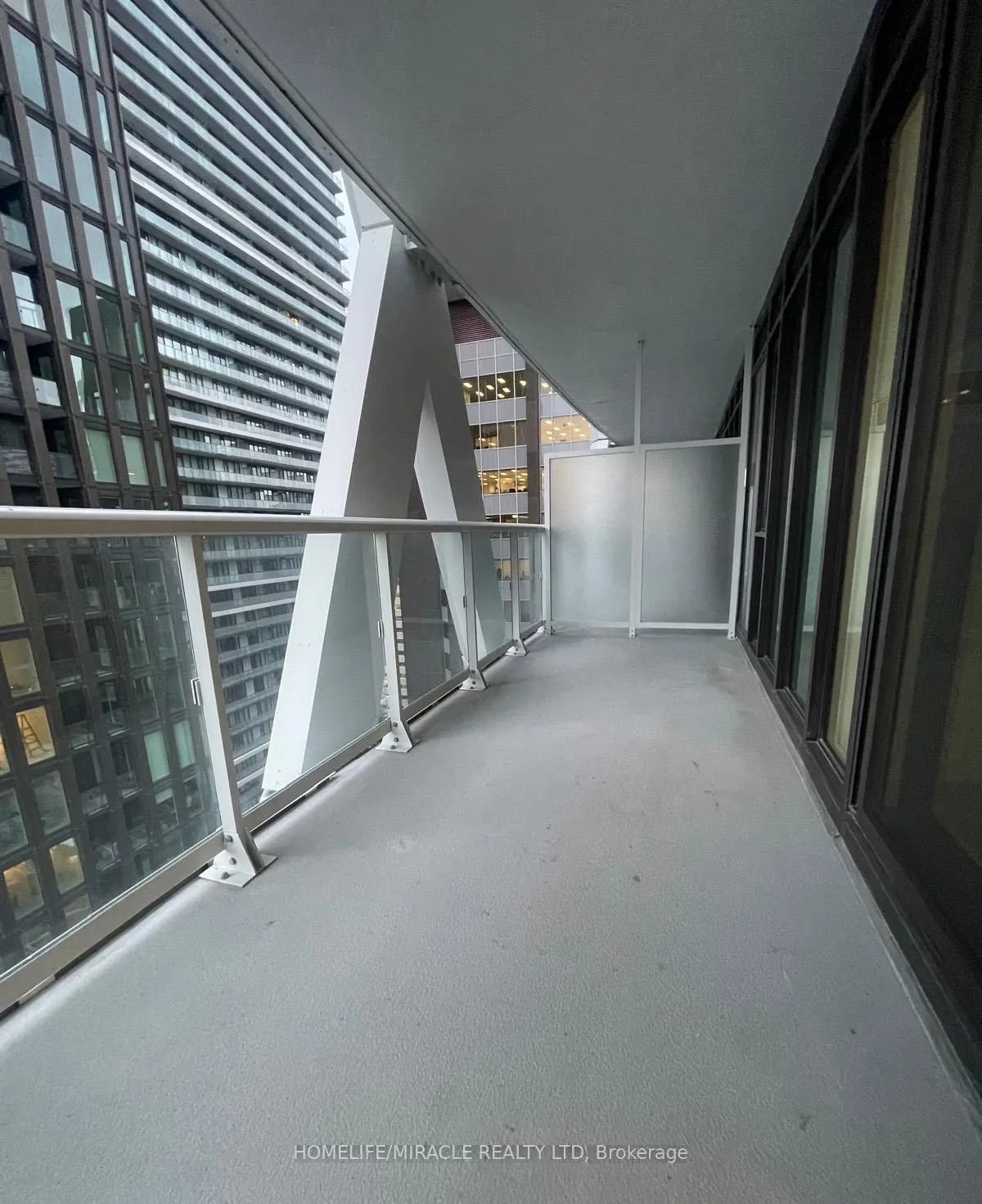 230 Simcoe Street #2421