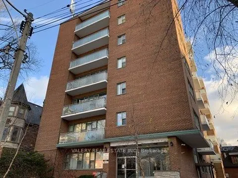 161 St. George Street #403