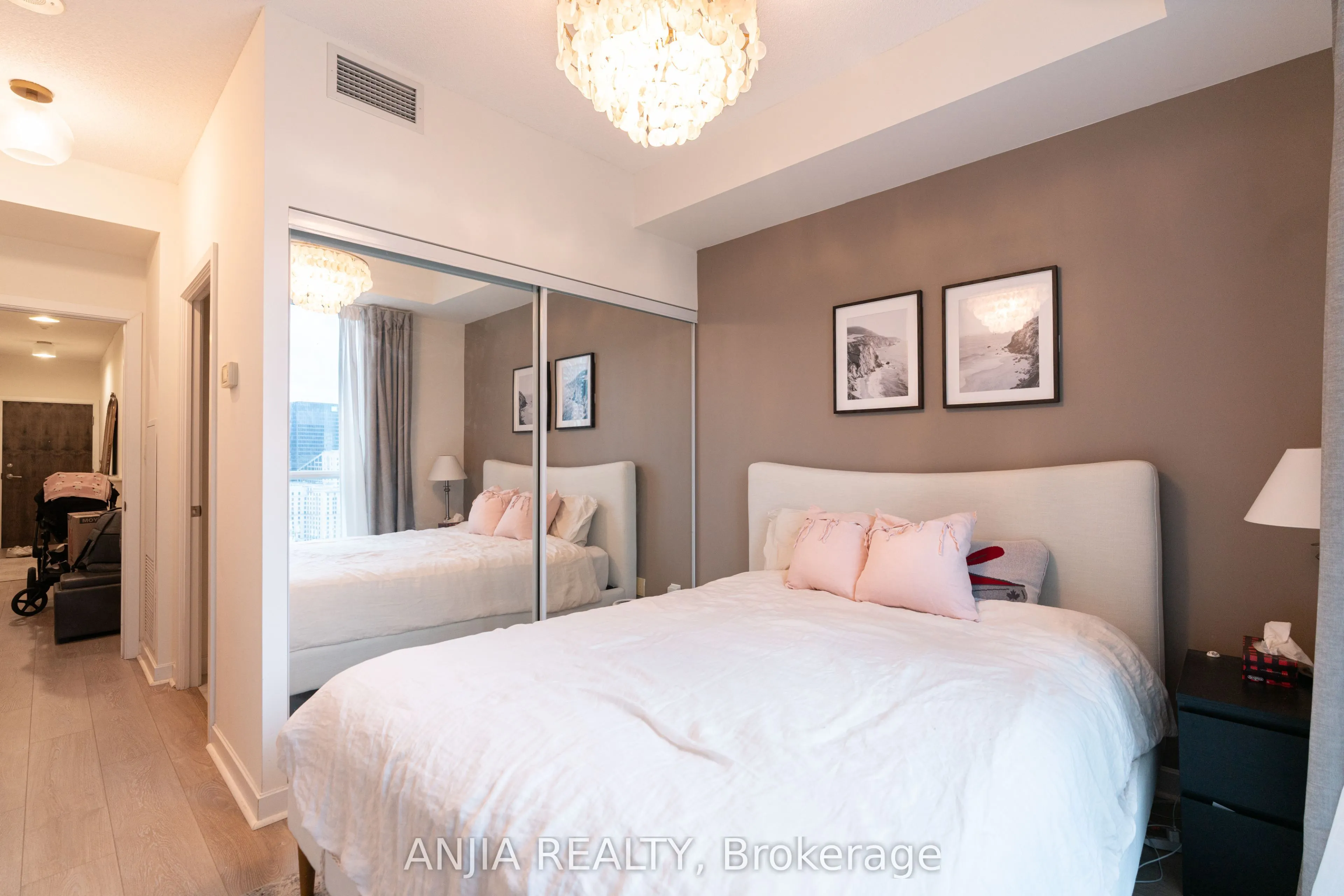 33 Bay Street #3004
