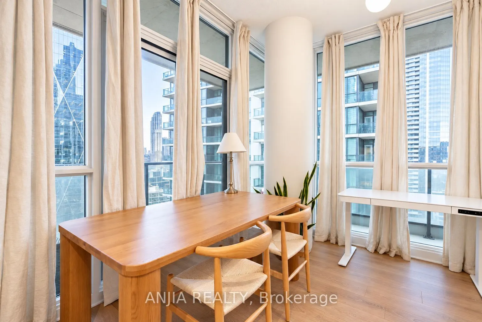 33 Bay Street #3004