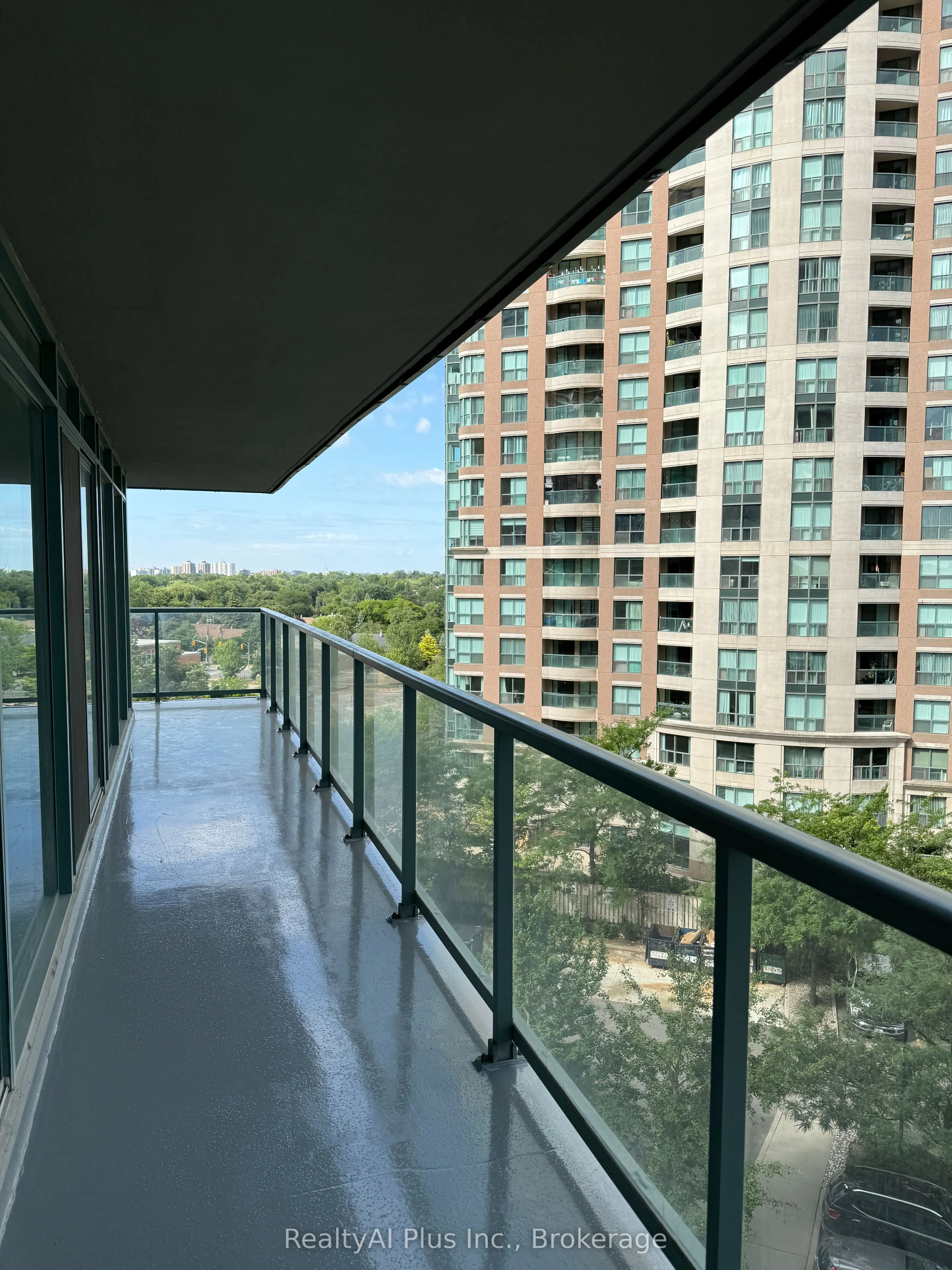 5500 Yonge Street #608