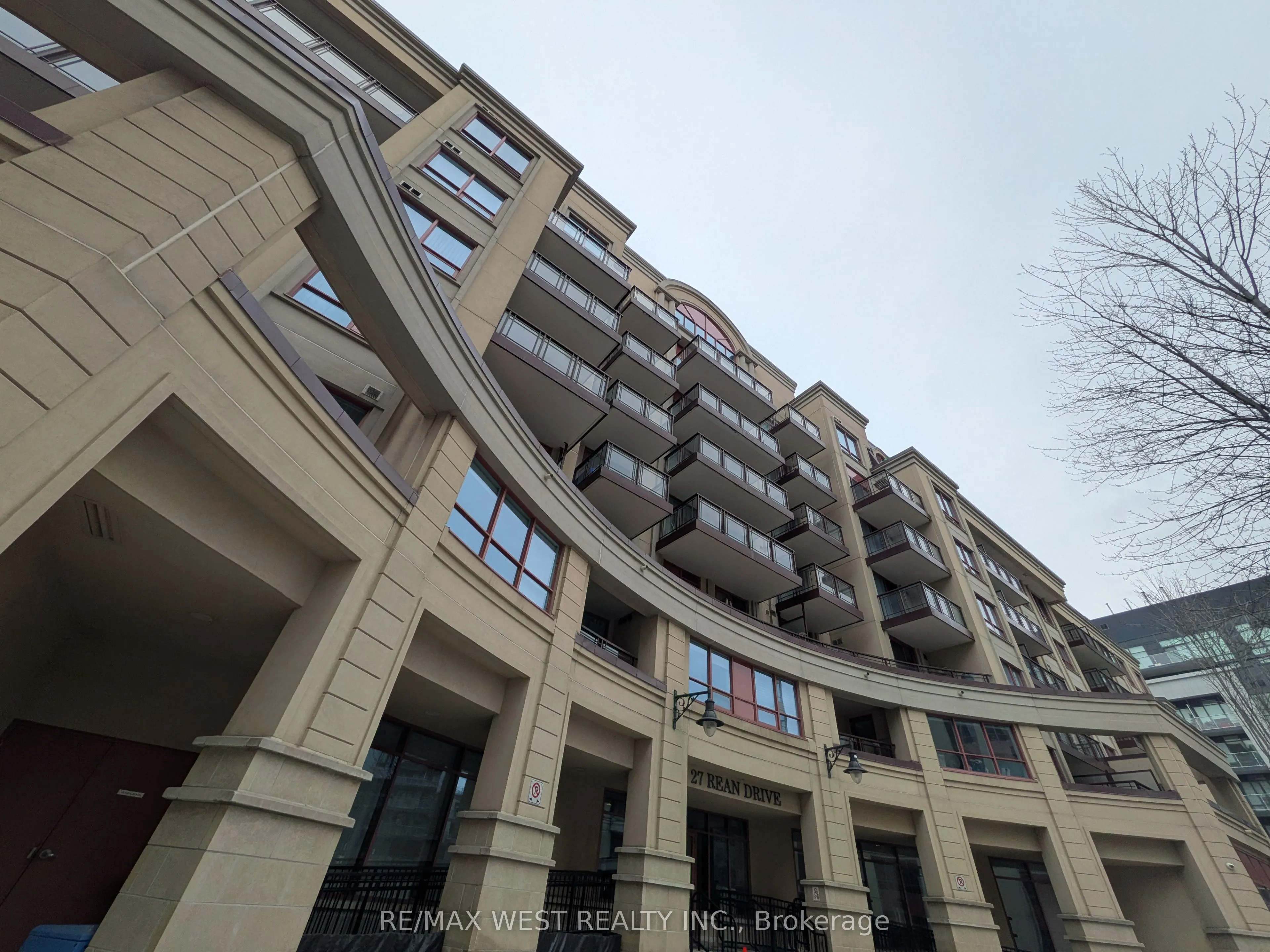 27 Rean Drive #522