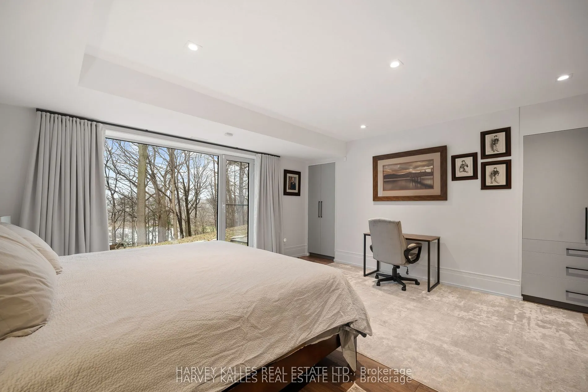 140 Sandringham Drive